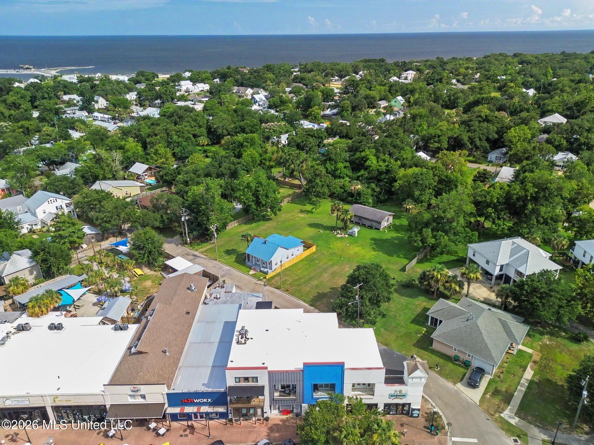 142 Blaize Avenue Property Photo 4