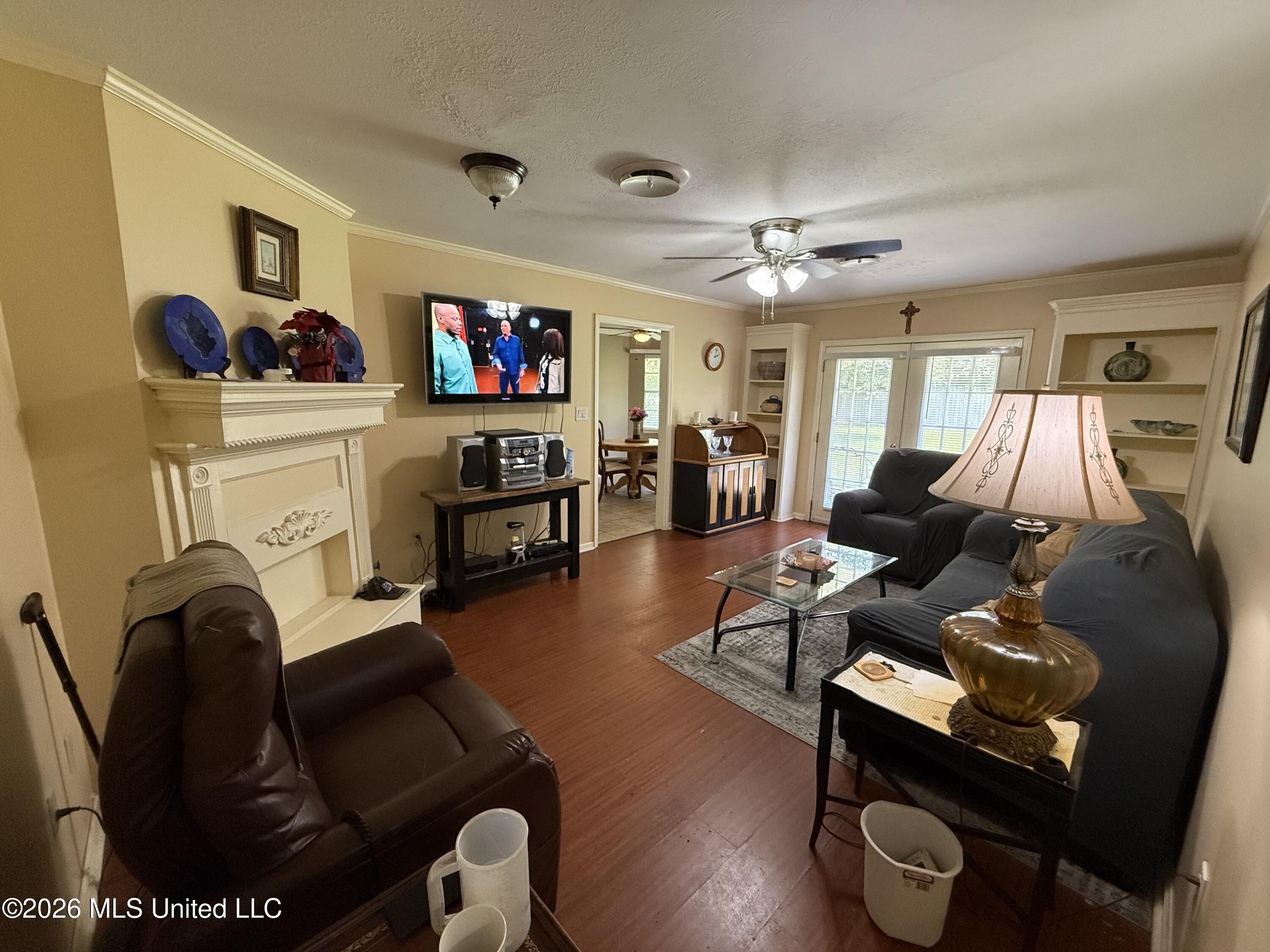 1842 Lake Trace Drive Property Photo 7