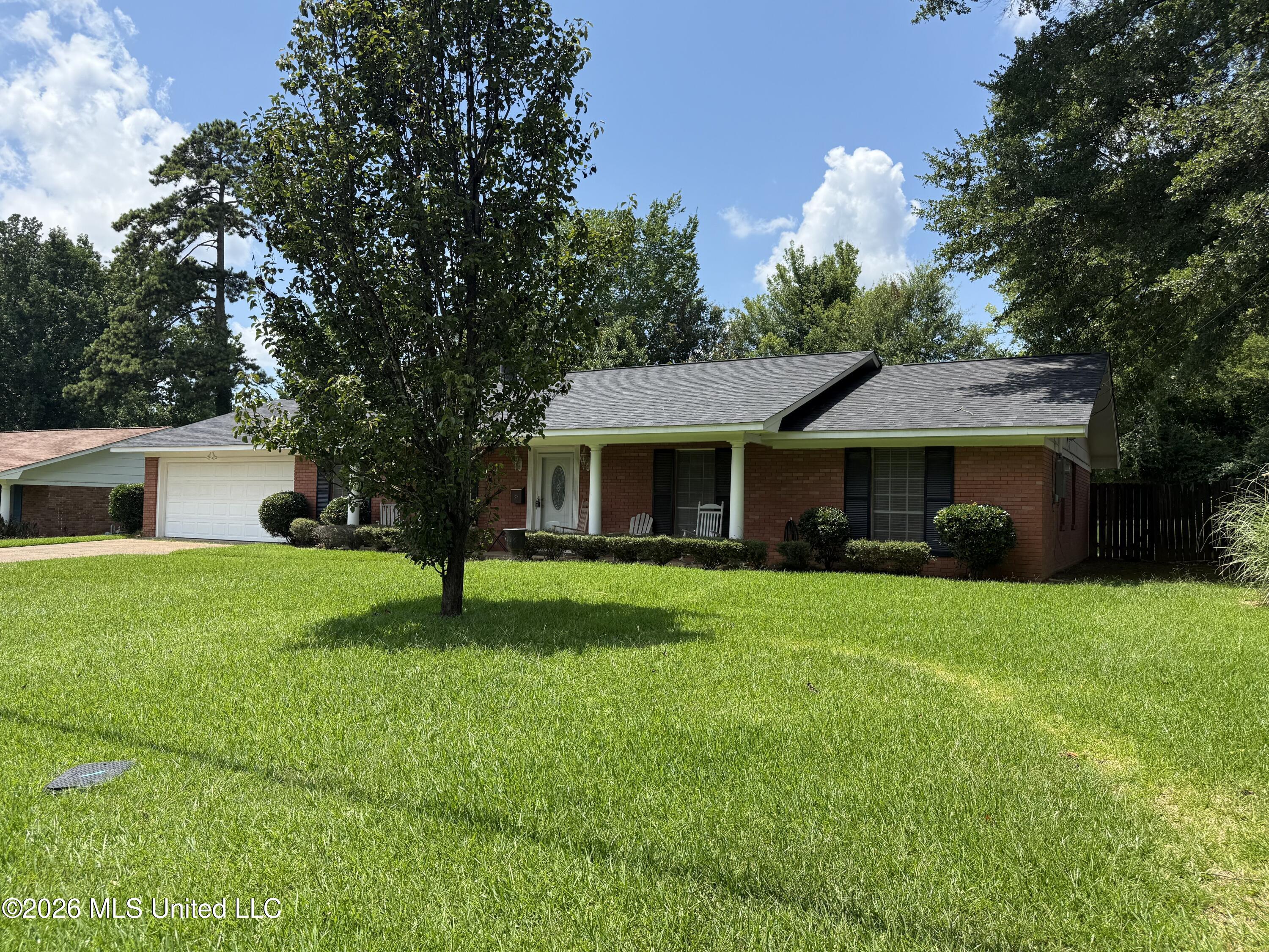 1842 Lake Trace Drive Property Photo 25