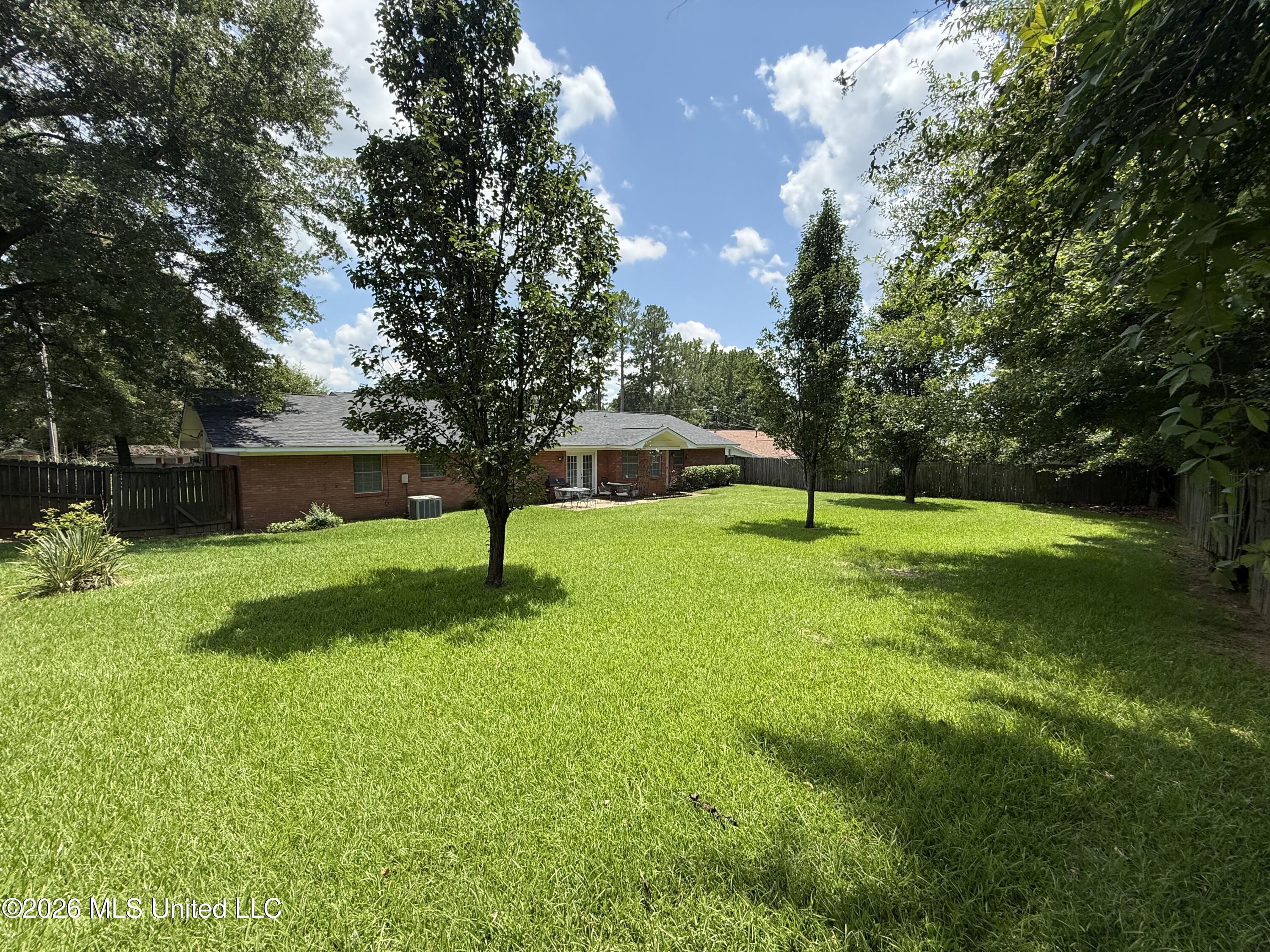 1842 Lake Trace Drive Property Photo 29