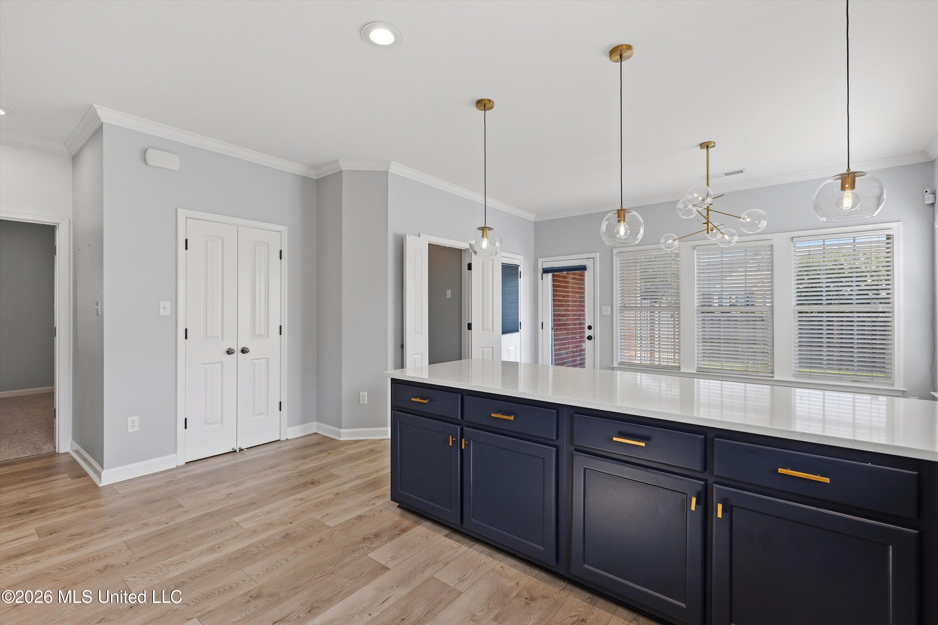 4506 Stone Park Boulevard Property Photo 13