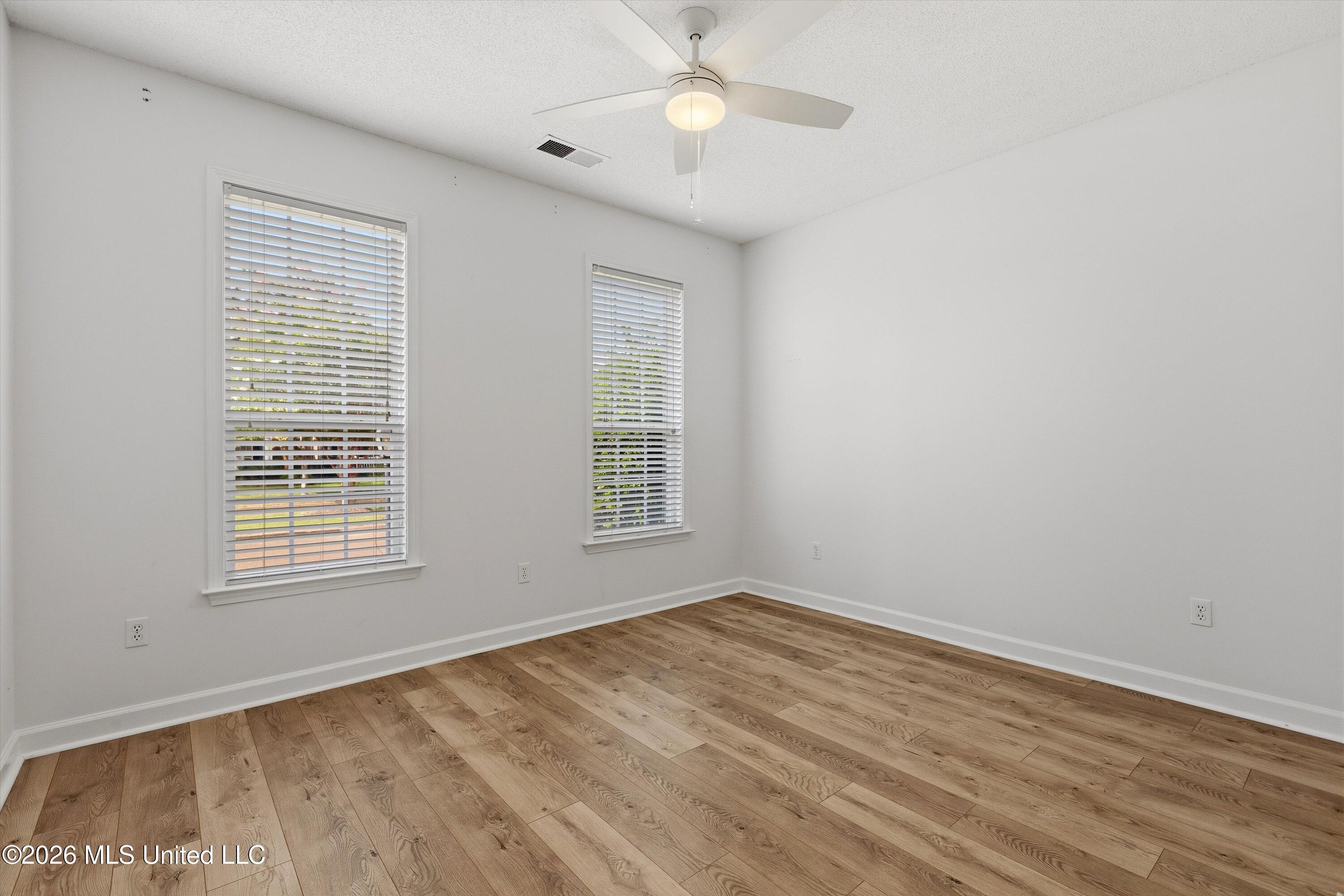 4506 Stone Park Boulevard Property Photo 22