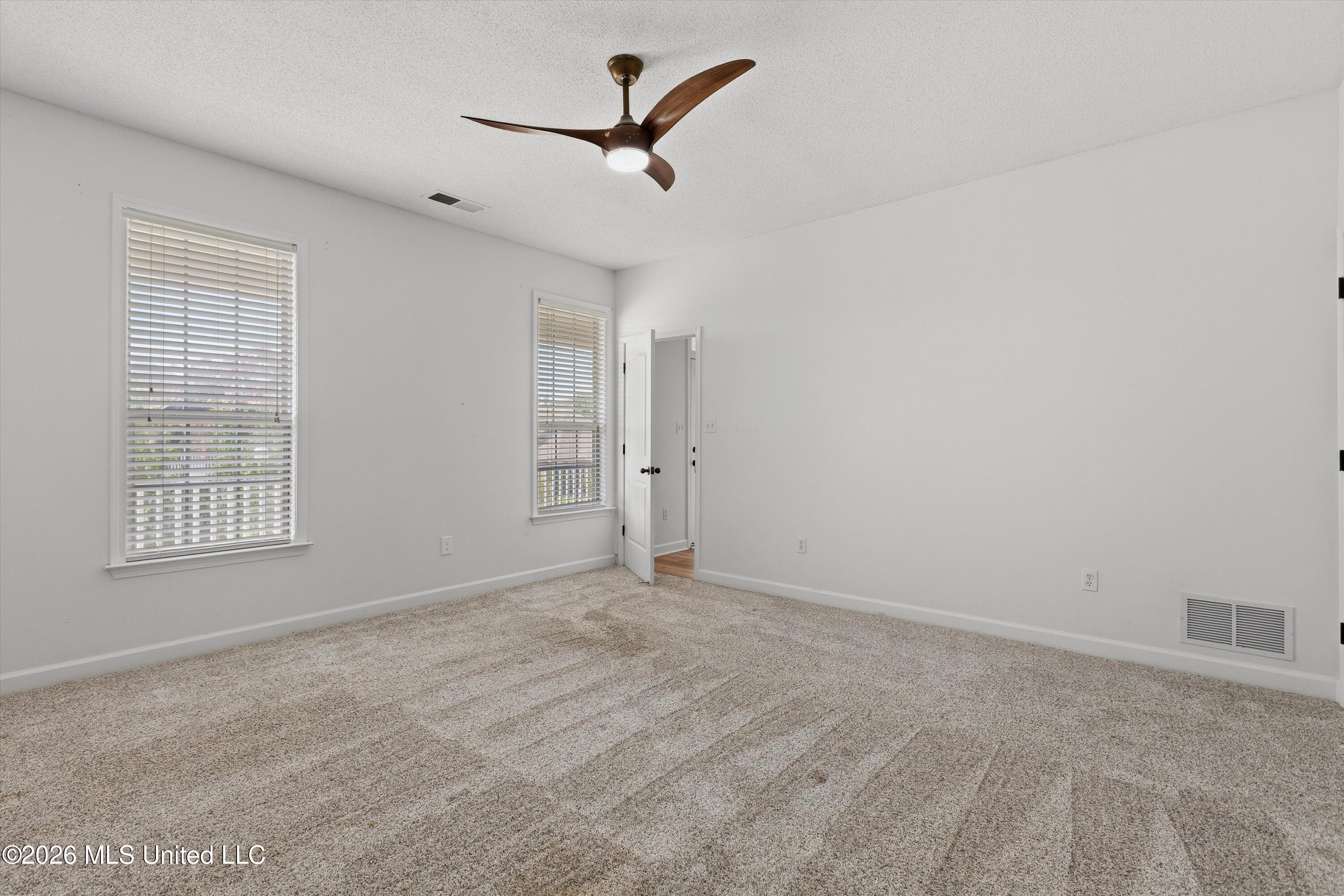4506 Stone Park Boulevard Property Photo 29