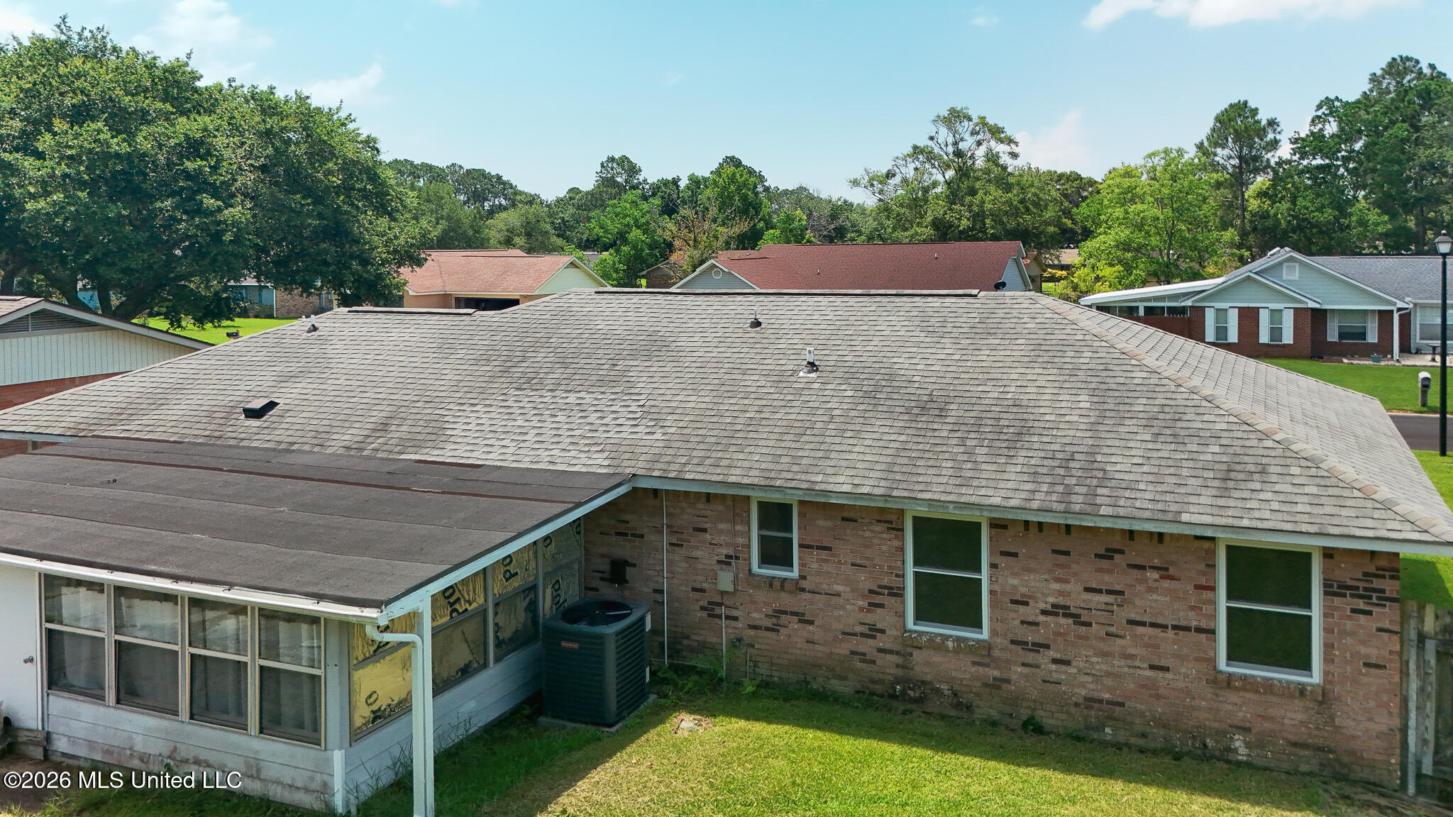 580 Nadine Dr Property Photo 8