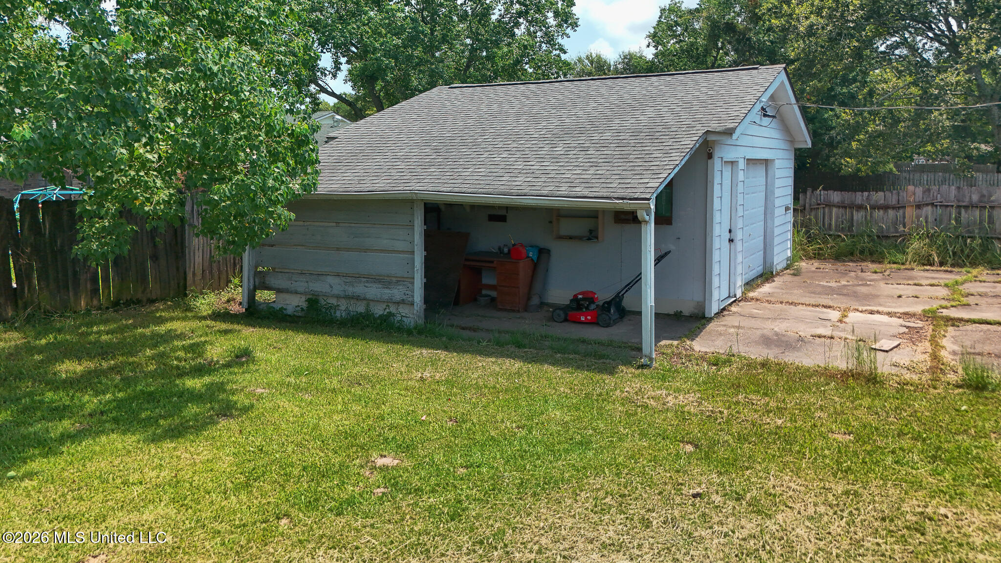 580 Nadine Dr Property Photo 10
