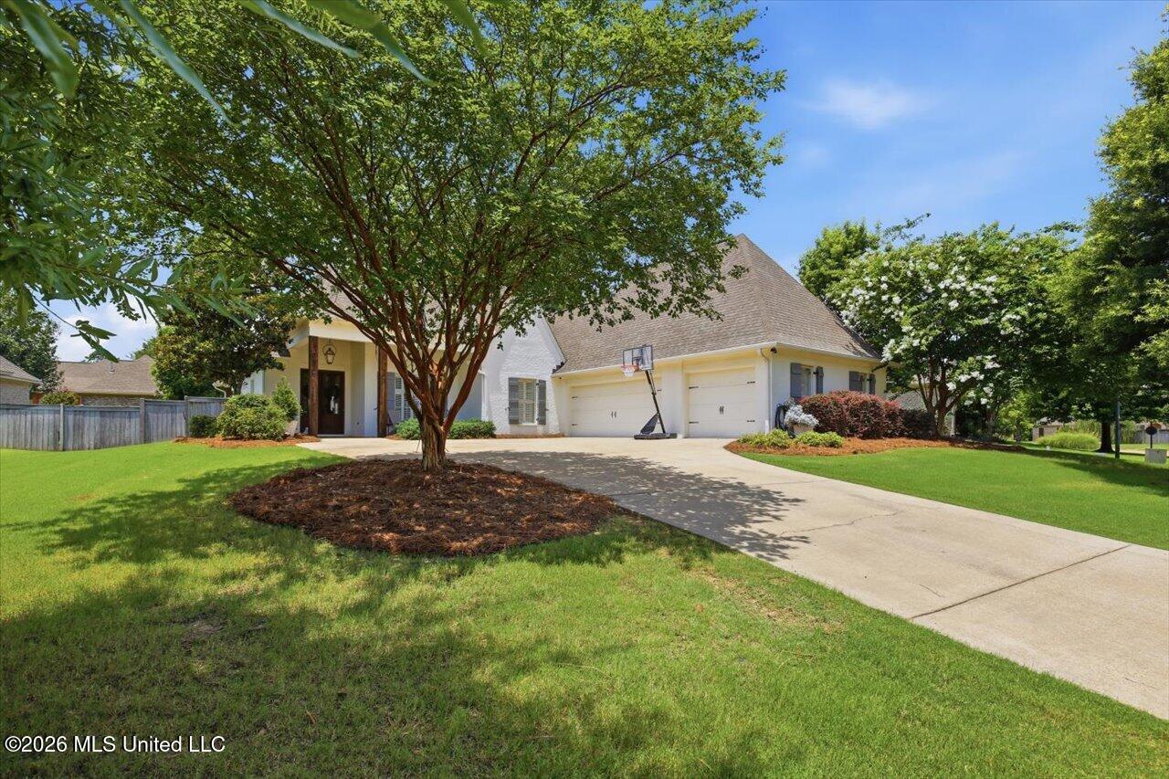 130 Grayhawk Drive Property Photo 3