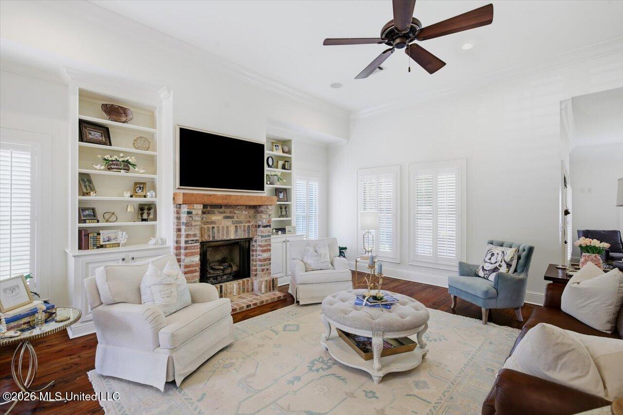 130 Grayhawk Drive Property Photo 7