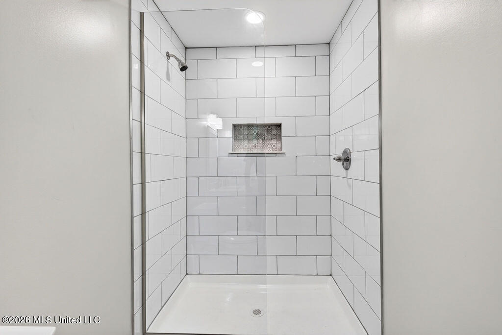 1308 Father Ryan Avenue Property Photo 21