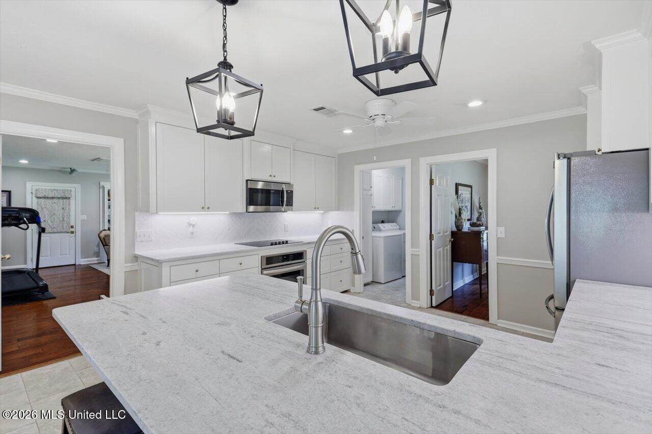 50 Peachtree Lane Property Photo 3