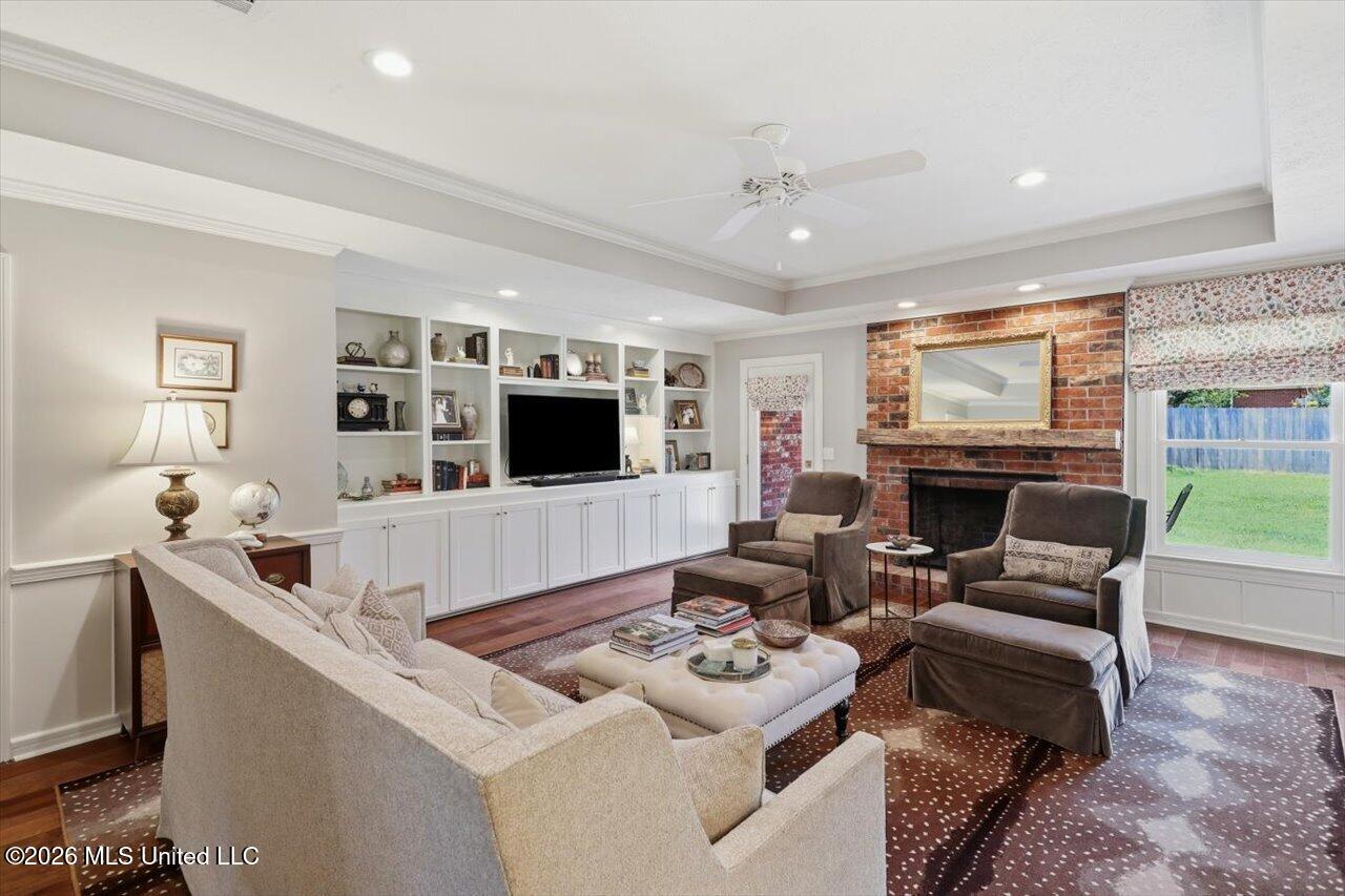 50 Peachtree Lane Property Photo 4