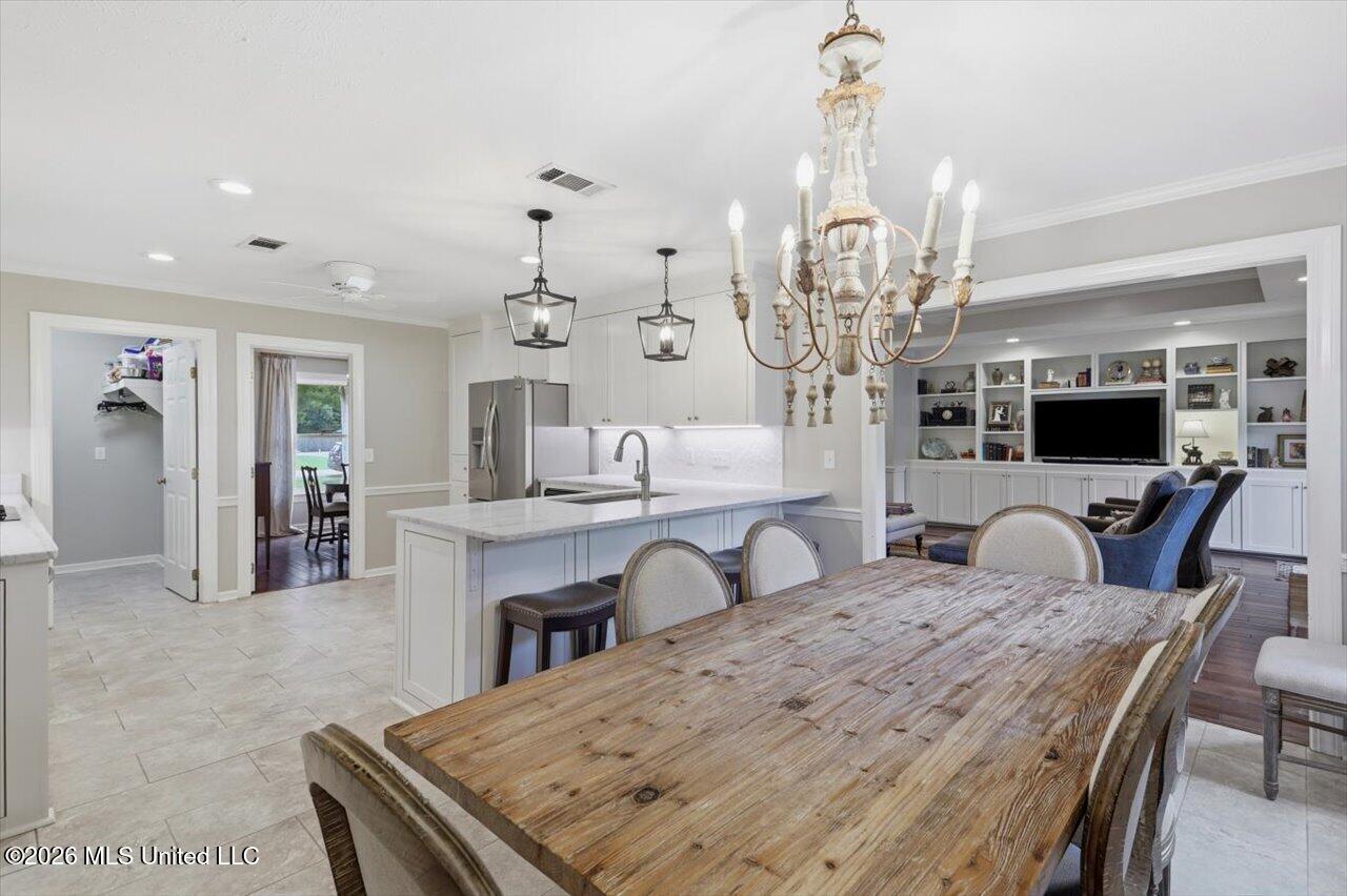 50 Peachtree Lane Property Photo 7