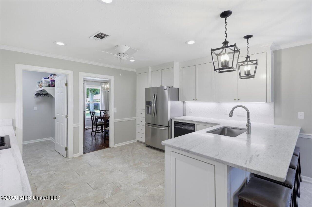 50 Peachtree Lane Property Photo 10