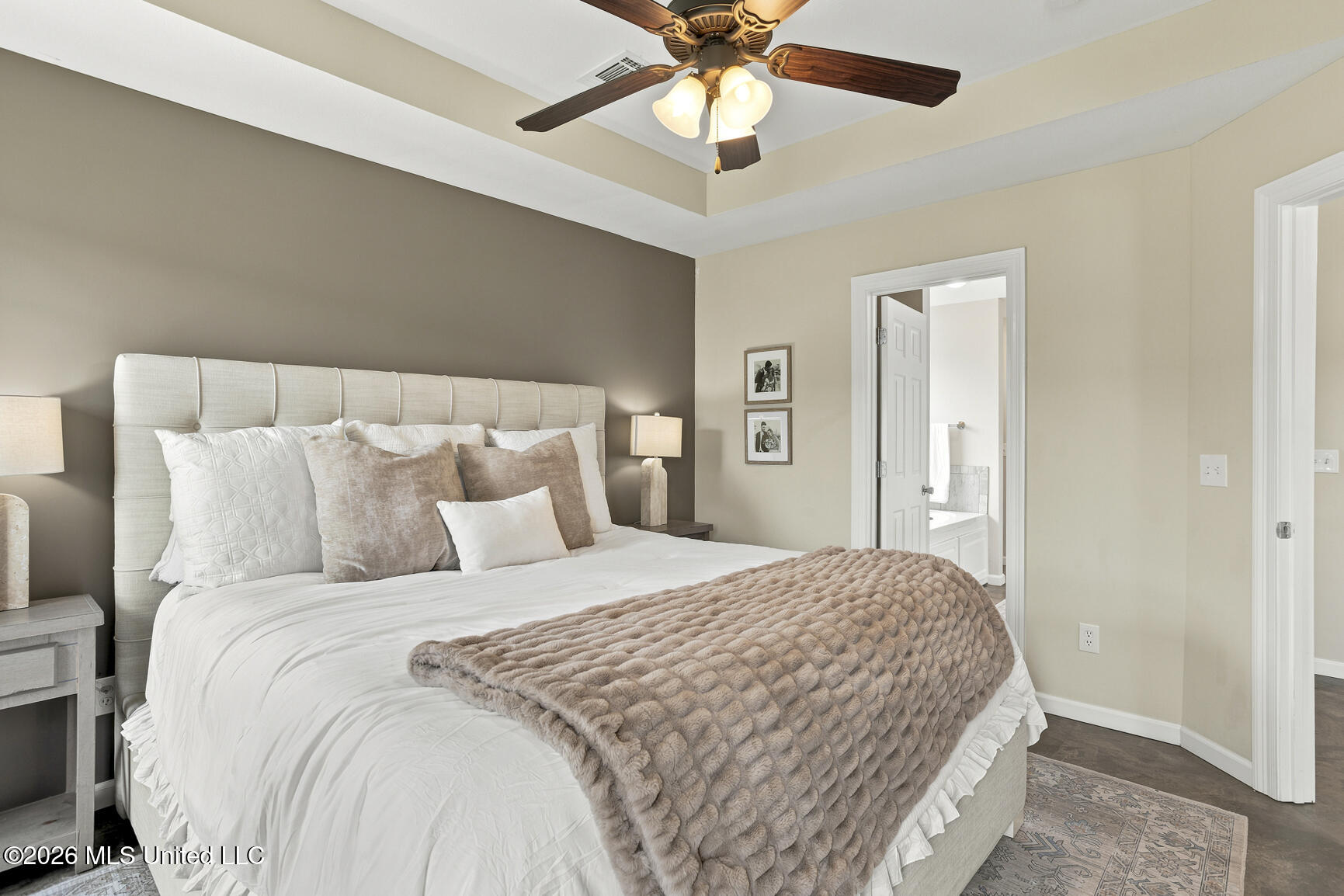 123 Kings Crossing Property Photo 16