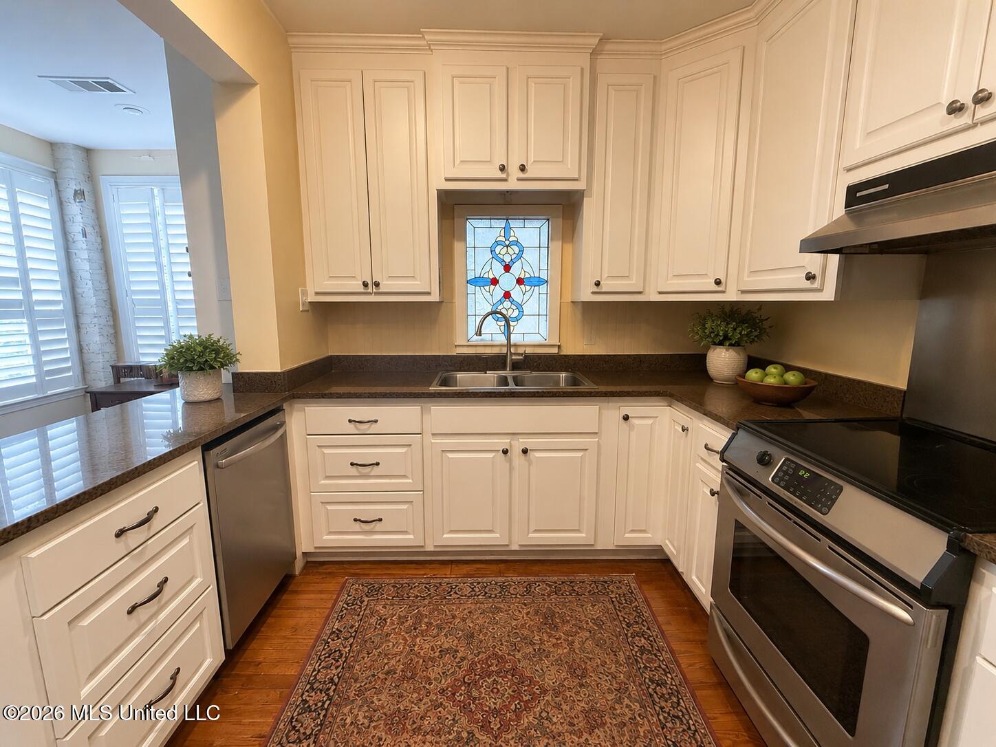208 W Harding Avenue Property Photo 6