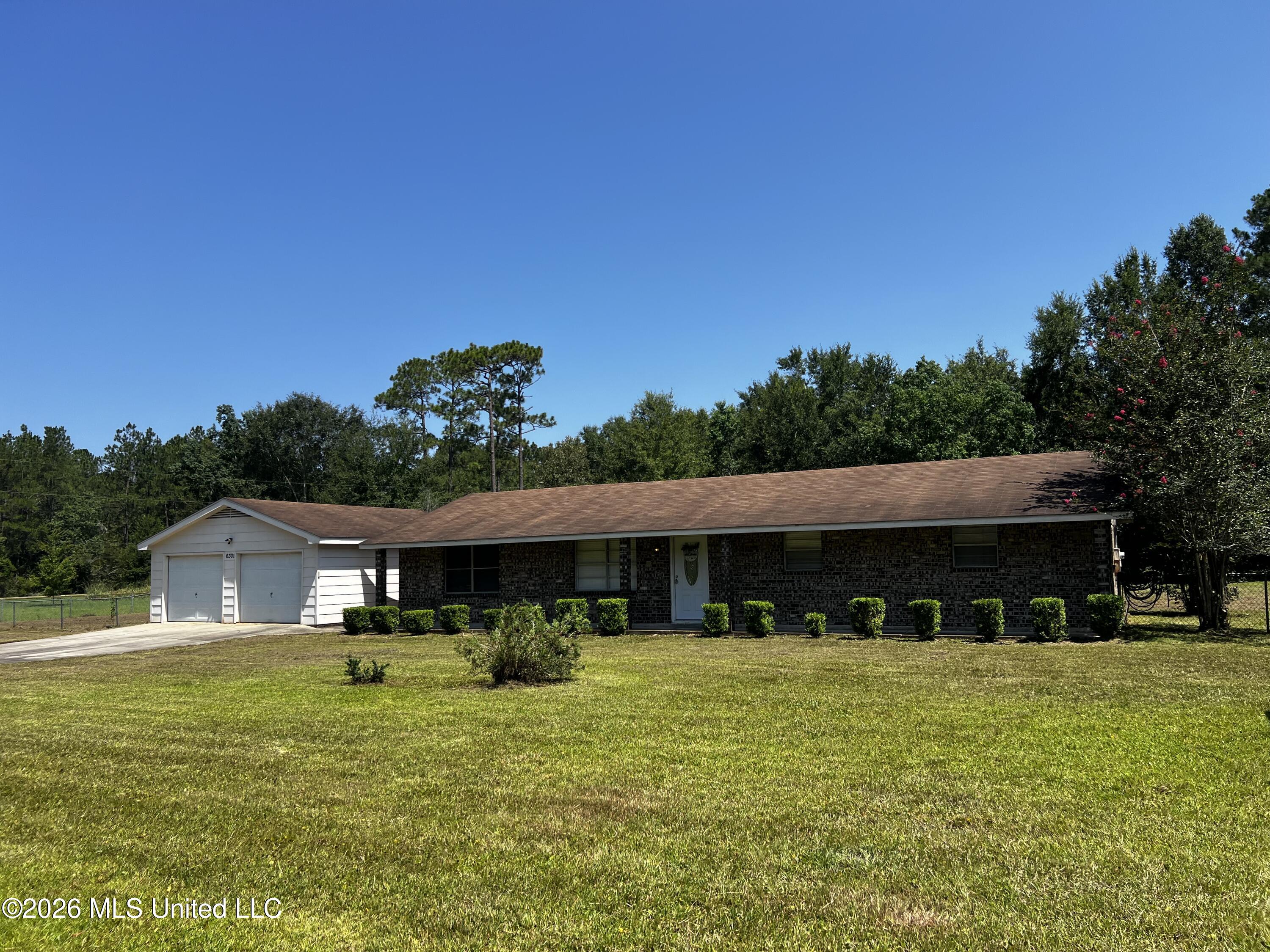 6301 Cleo Drive Property Photo 1