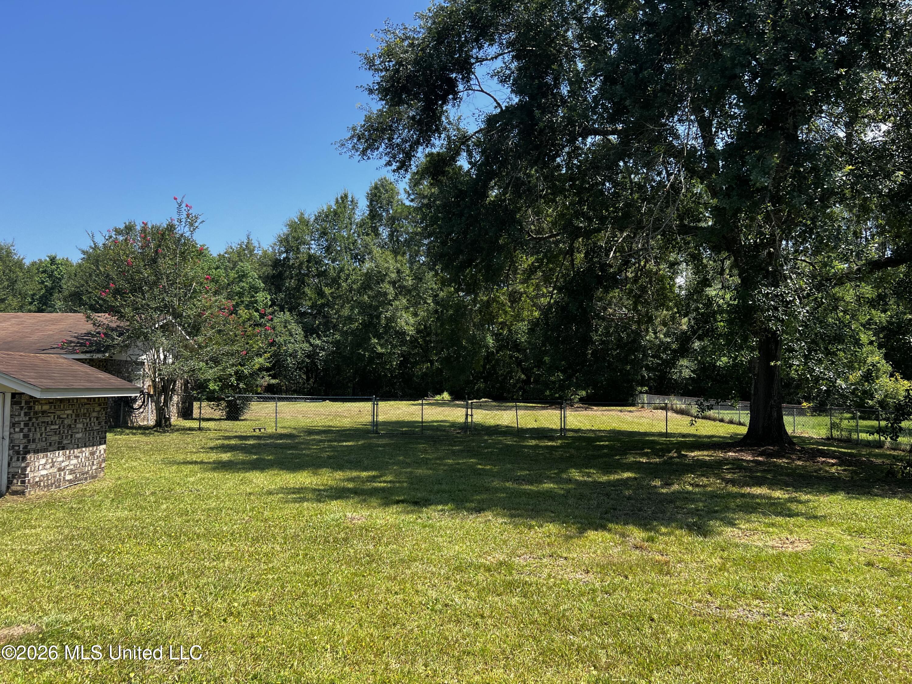 6301 Cleo Drive Property Photo 38