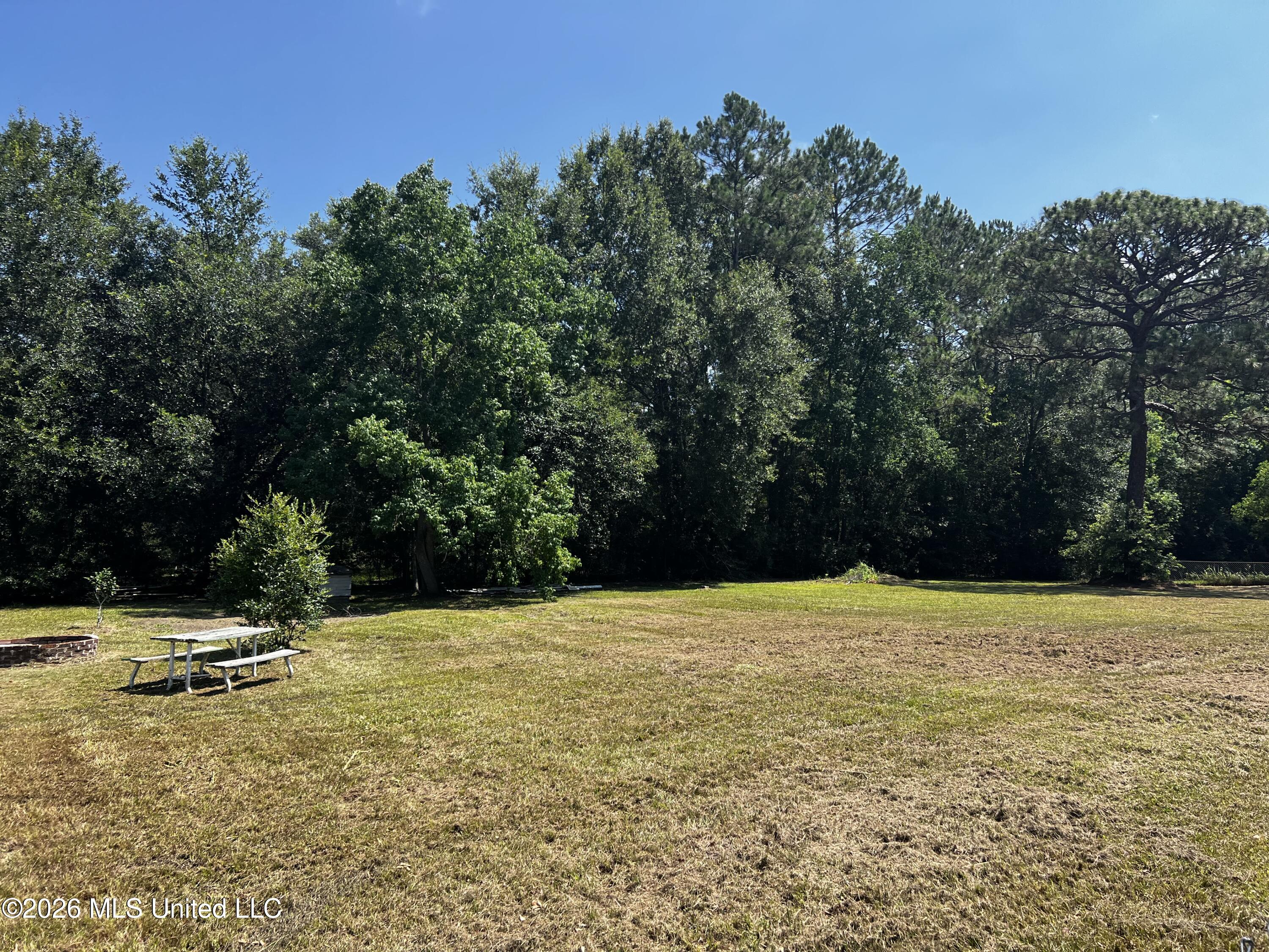 6301 Cleo Drive Property Photo 39