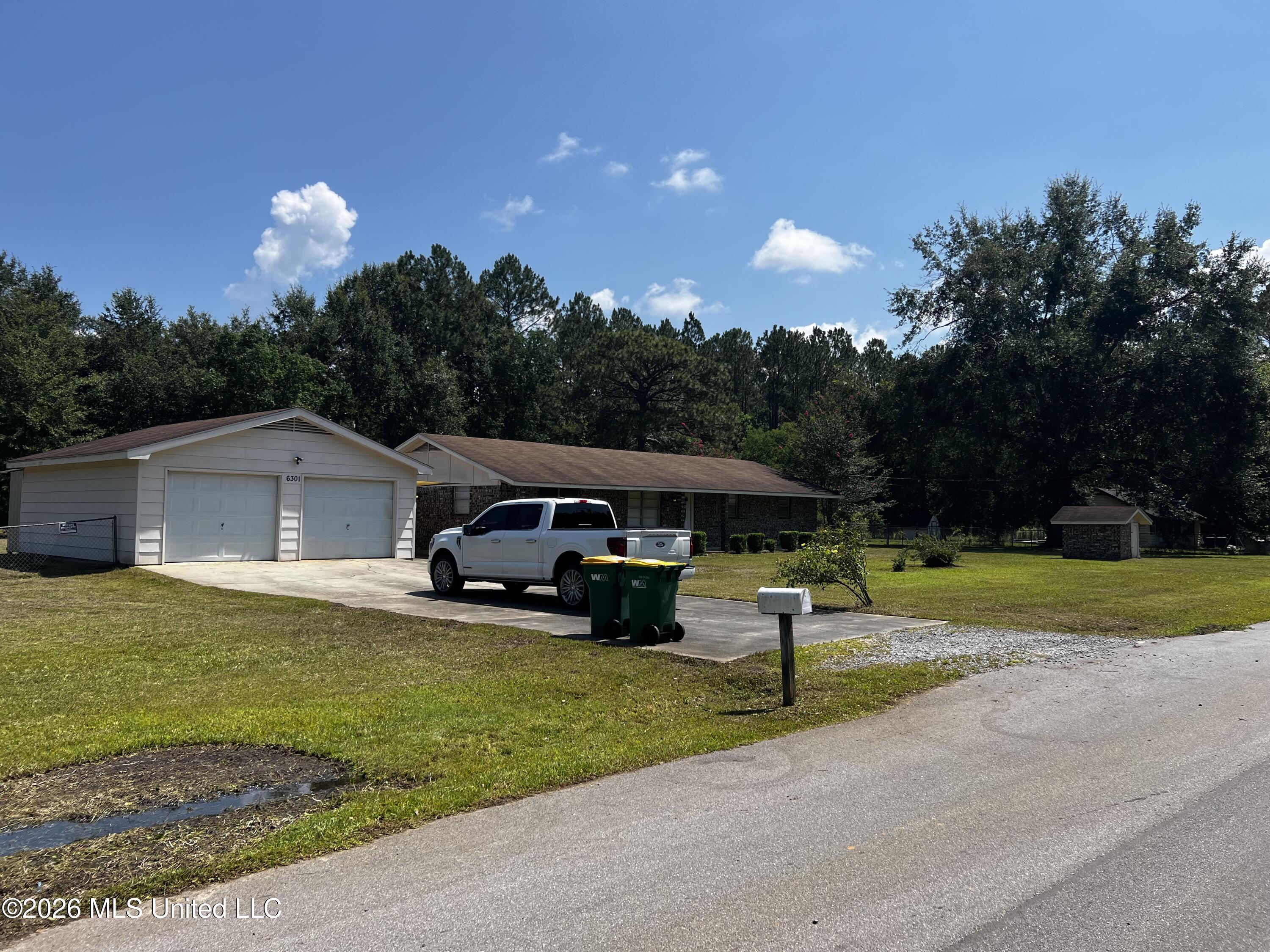 6301 Cleo Drive Property Photo 42