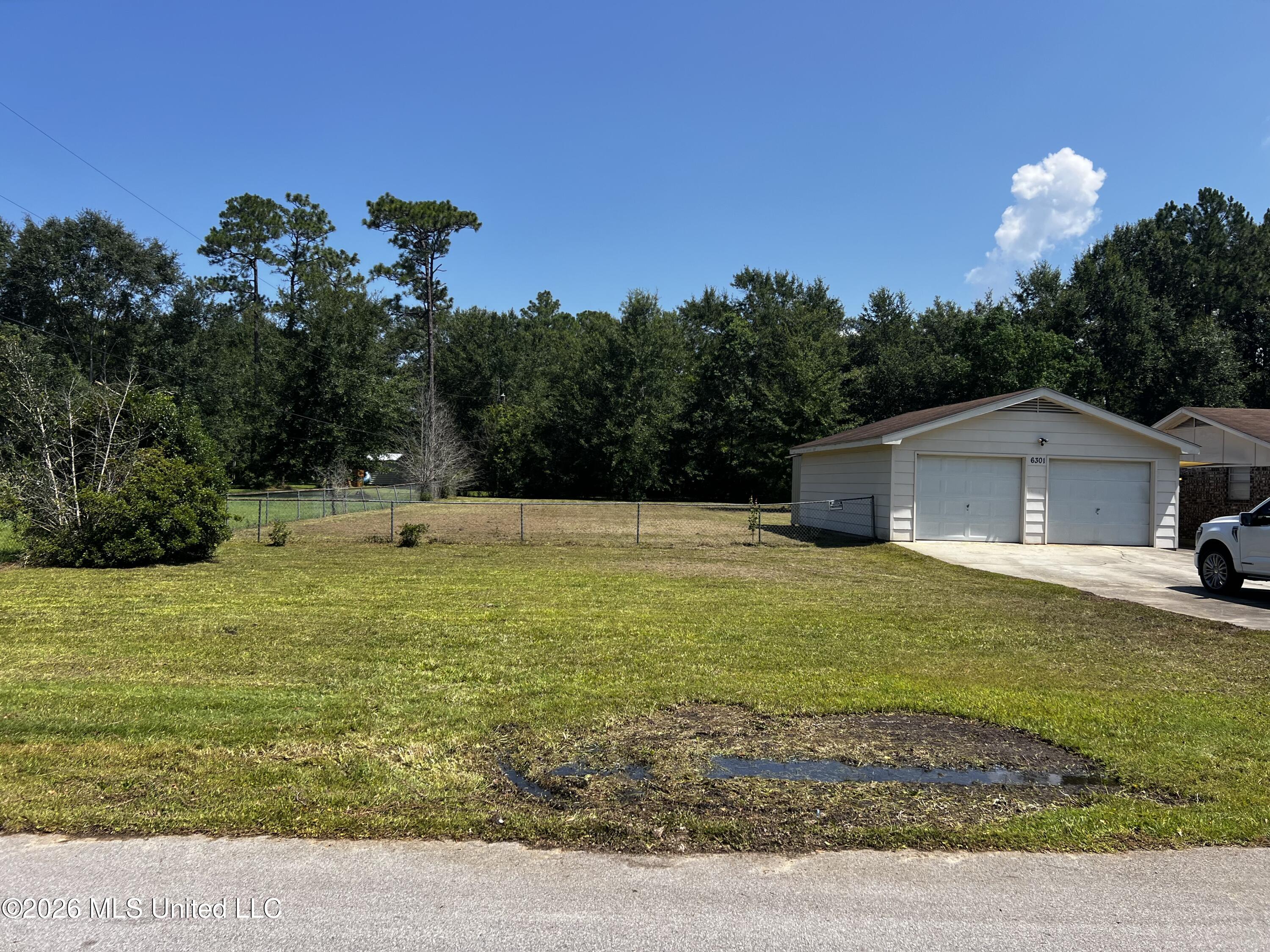 6301 Cleo Drive Property Photo 43