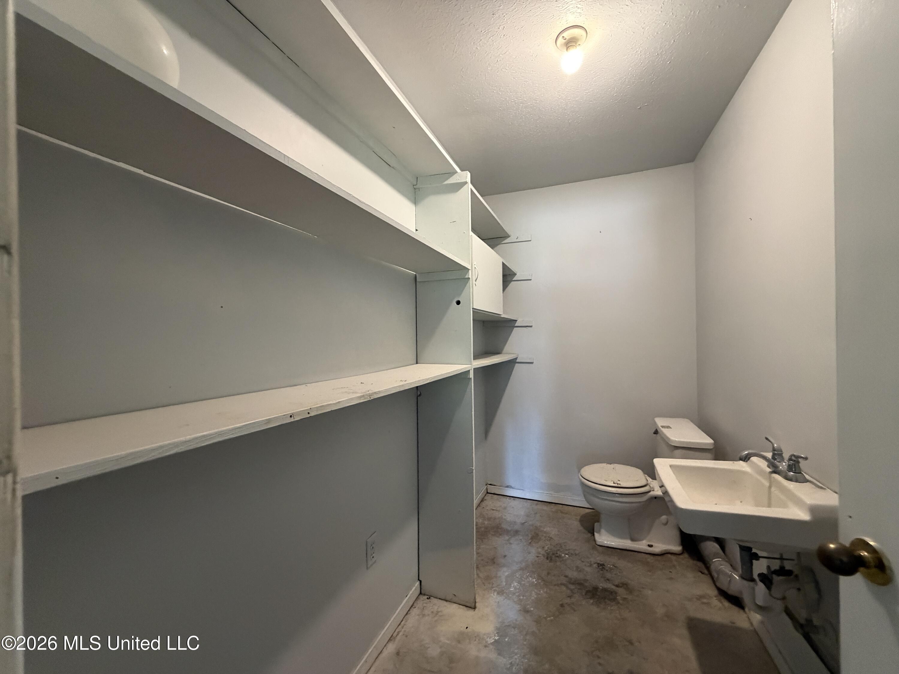 904 Kent Drive Property Photo 24