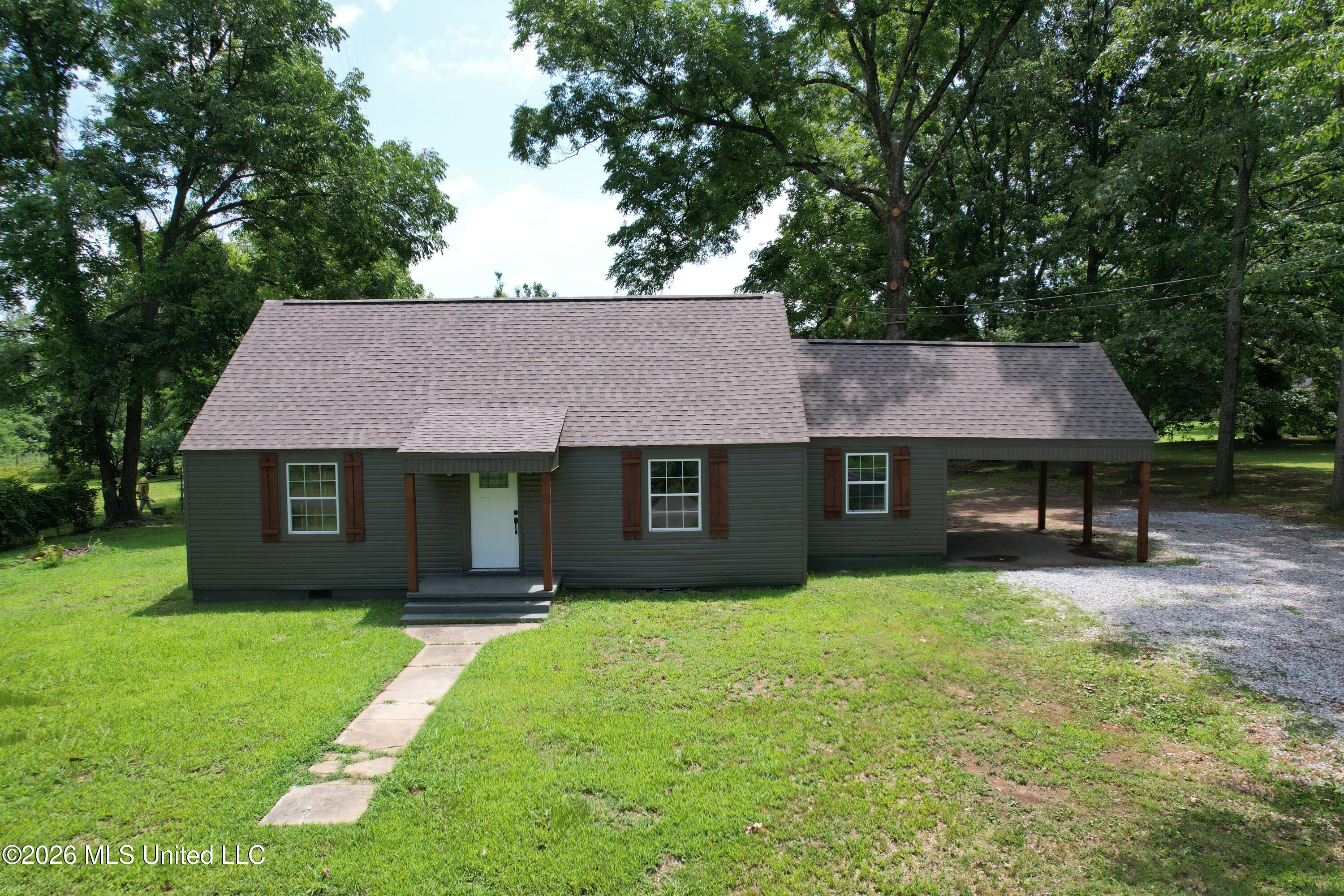 120 Main Street Property Photo 1