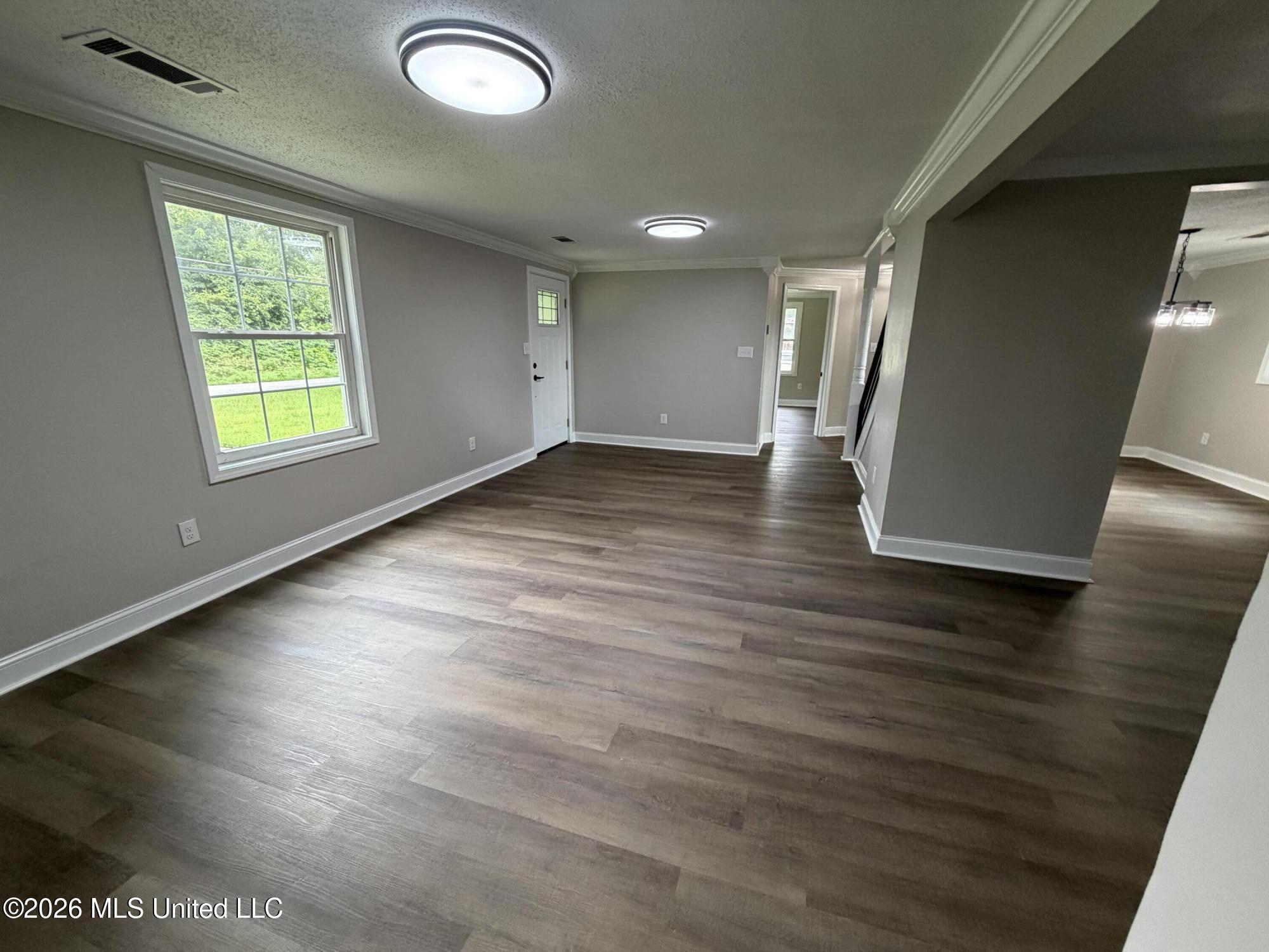 120 Main Street Property Photo 18