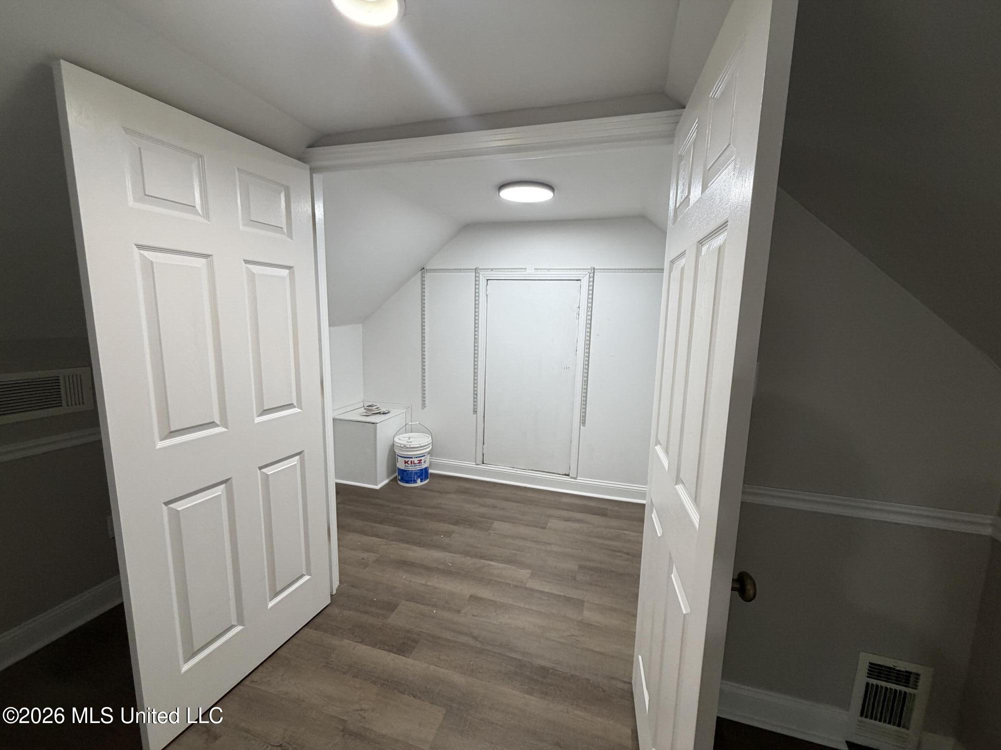 120 Main Street Property Photo 32