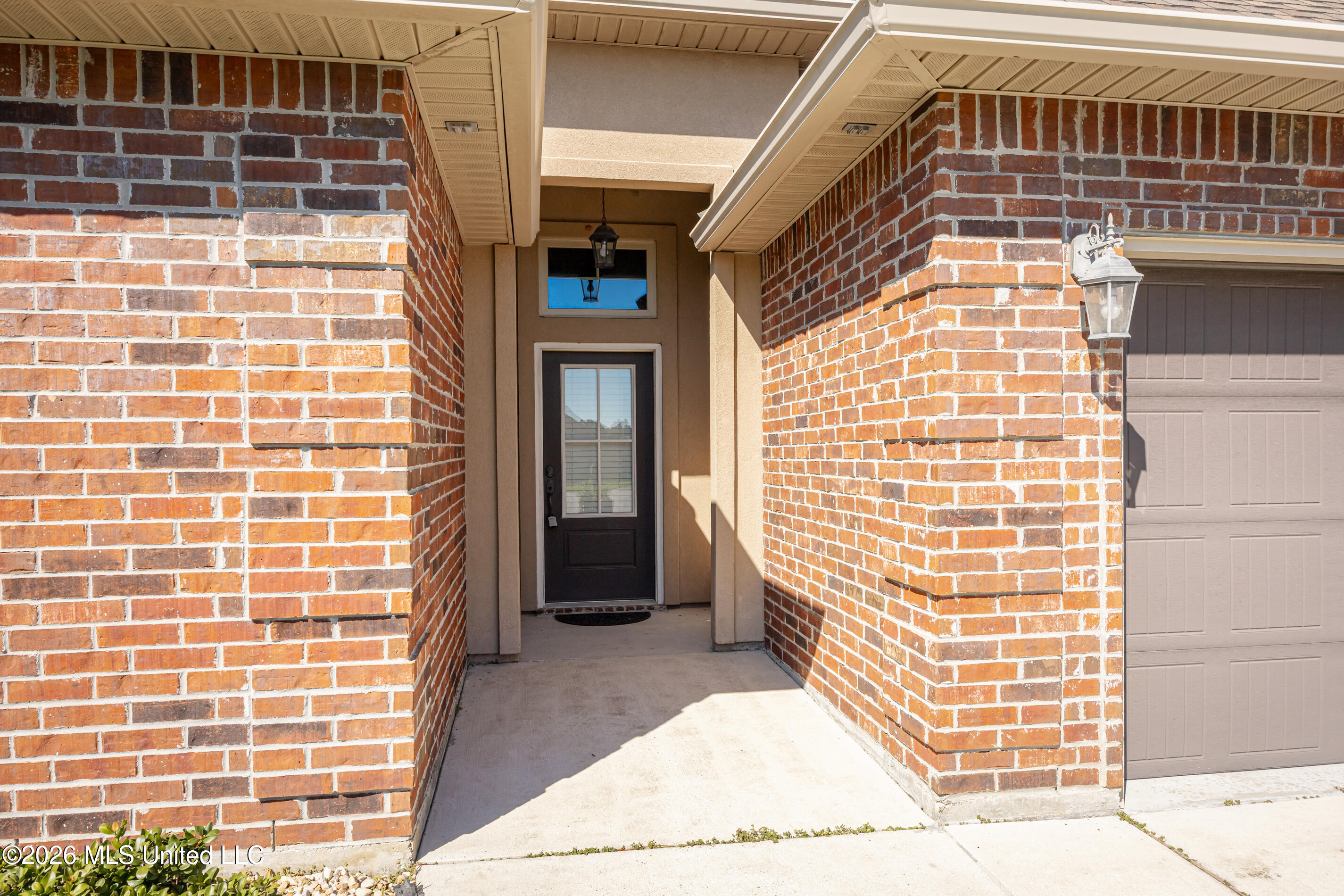 451 Palm Breeze Drive Property Photo 8