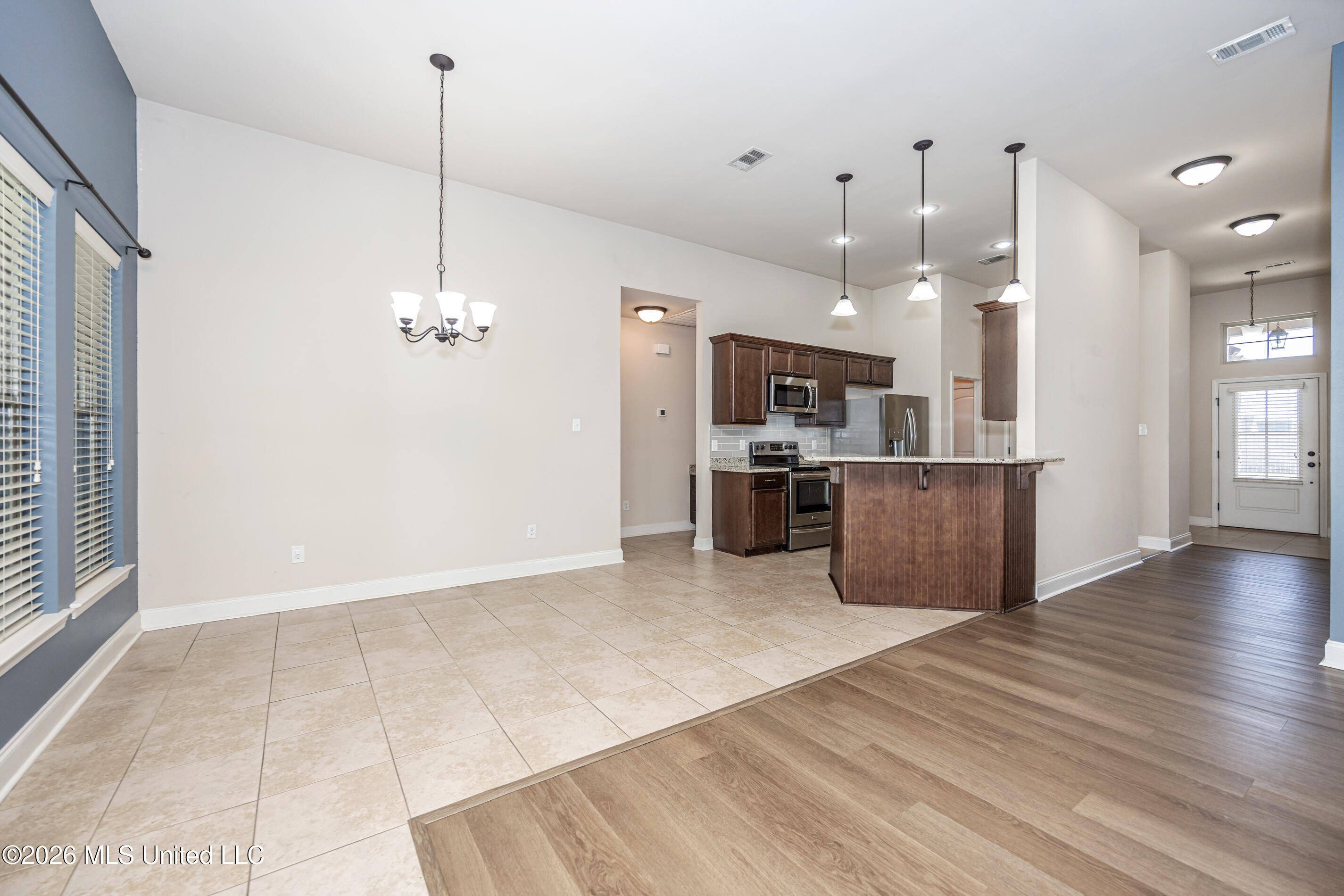 451 Palm Breeze Drive Property Photo 15