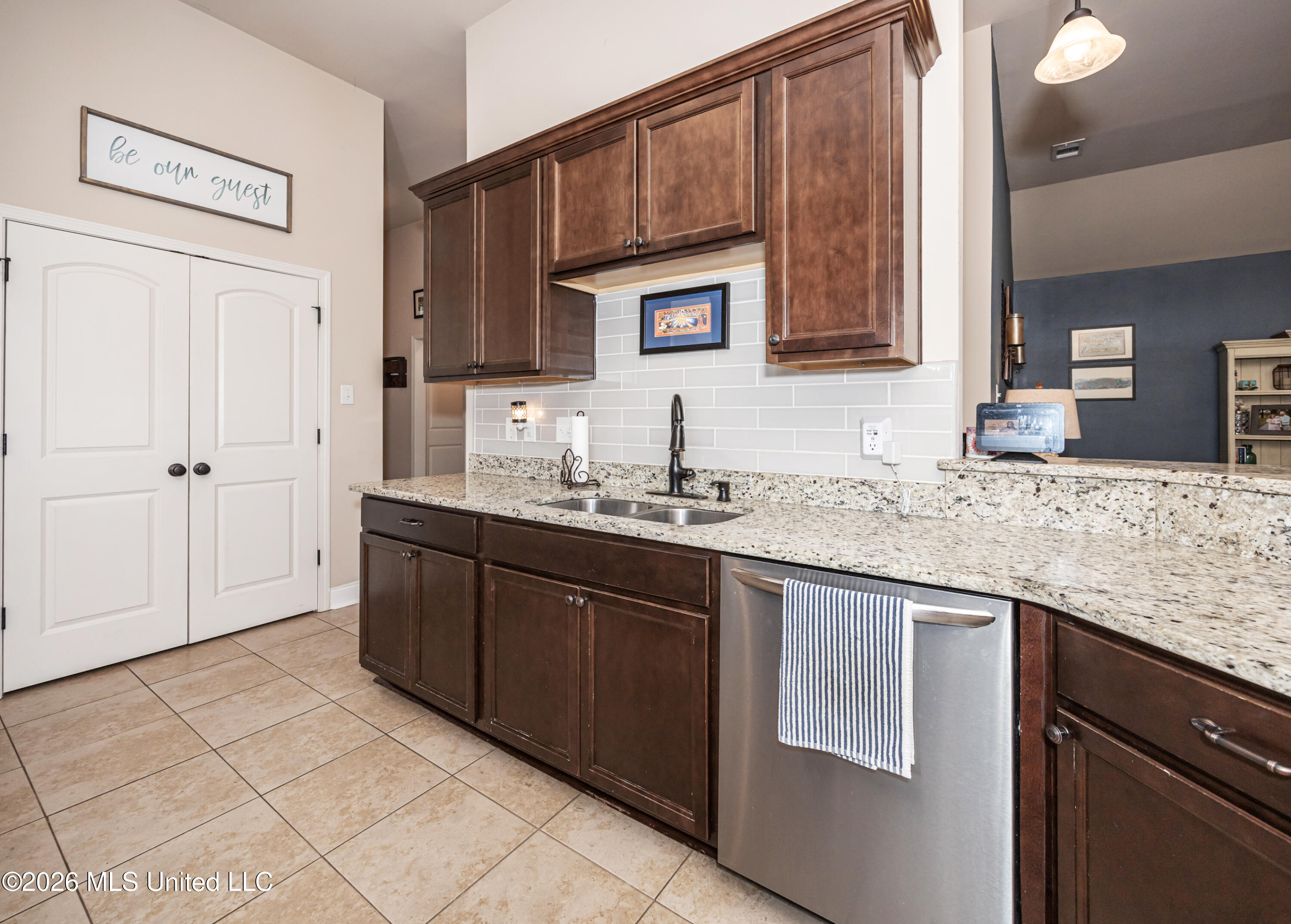 451 Palm Breeze Drive Property Photo 22