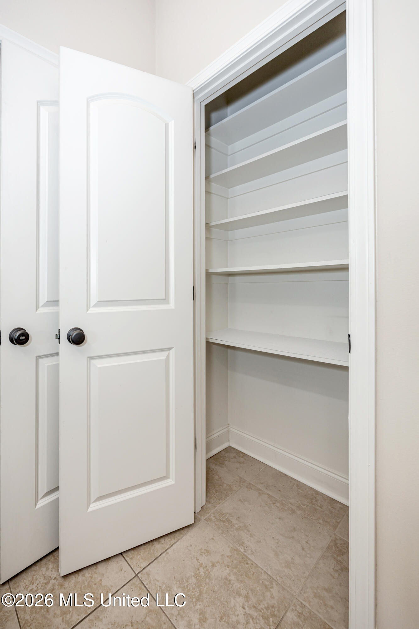 451 Palm Breeze Drive Property Photo 32
