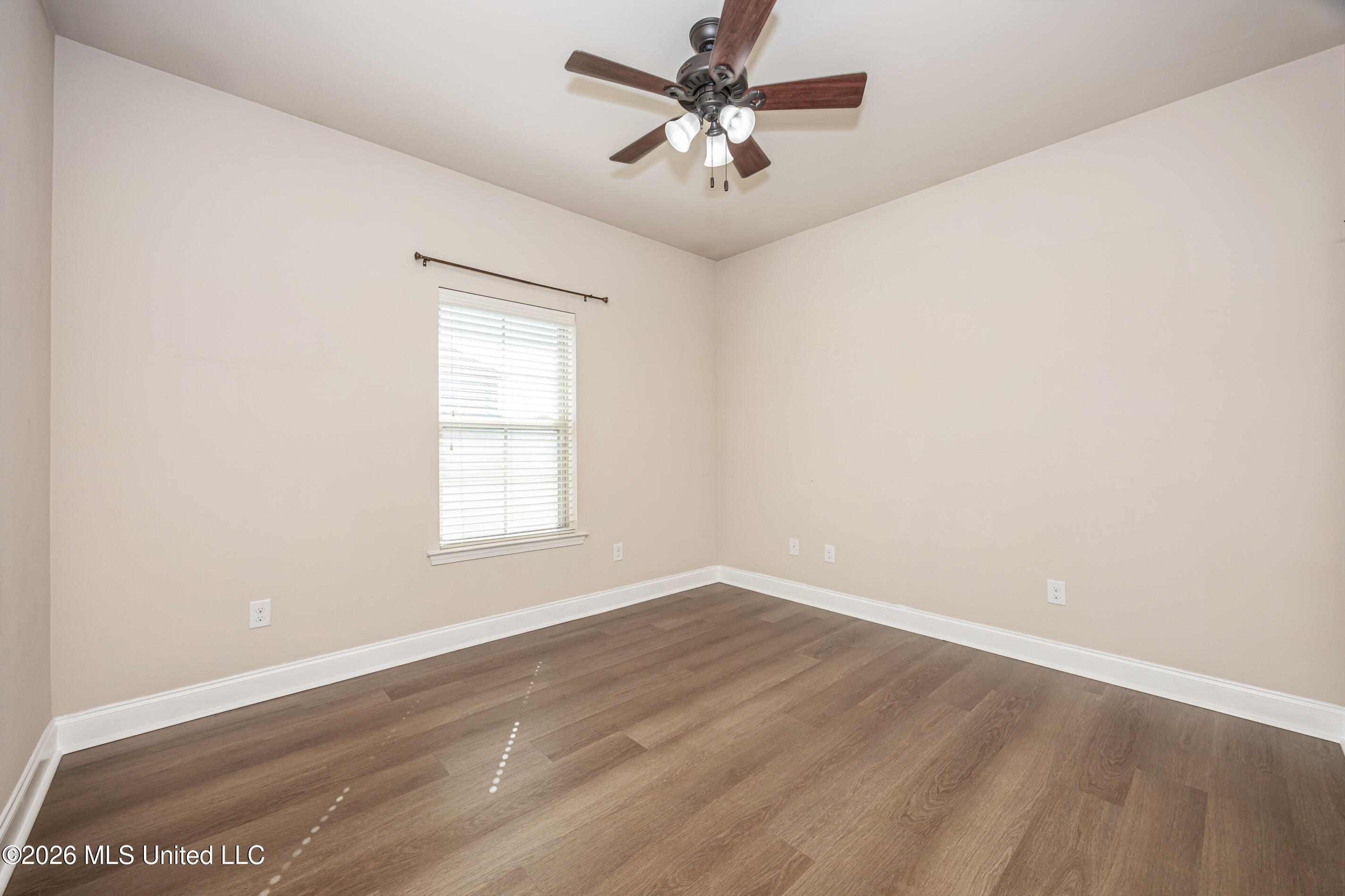 451 Palm Breeze Drive Property Photo 33