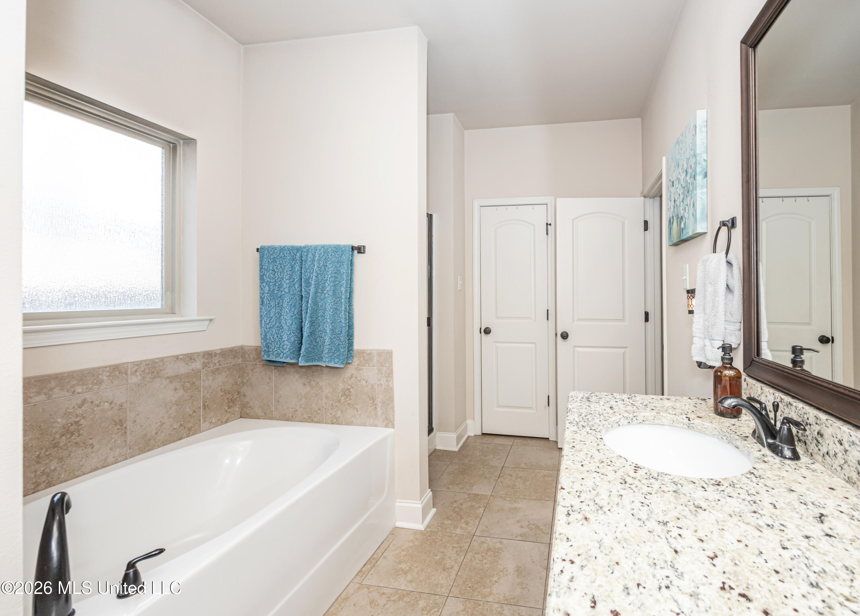 451 Palm Breeze Drive Property Photo 34