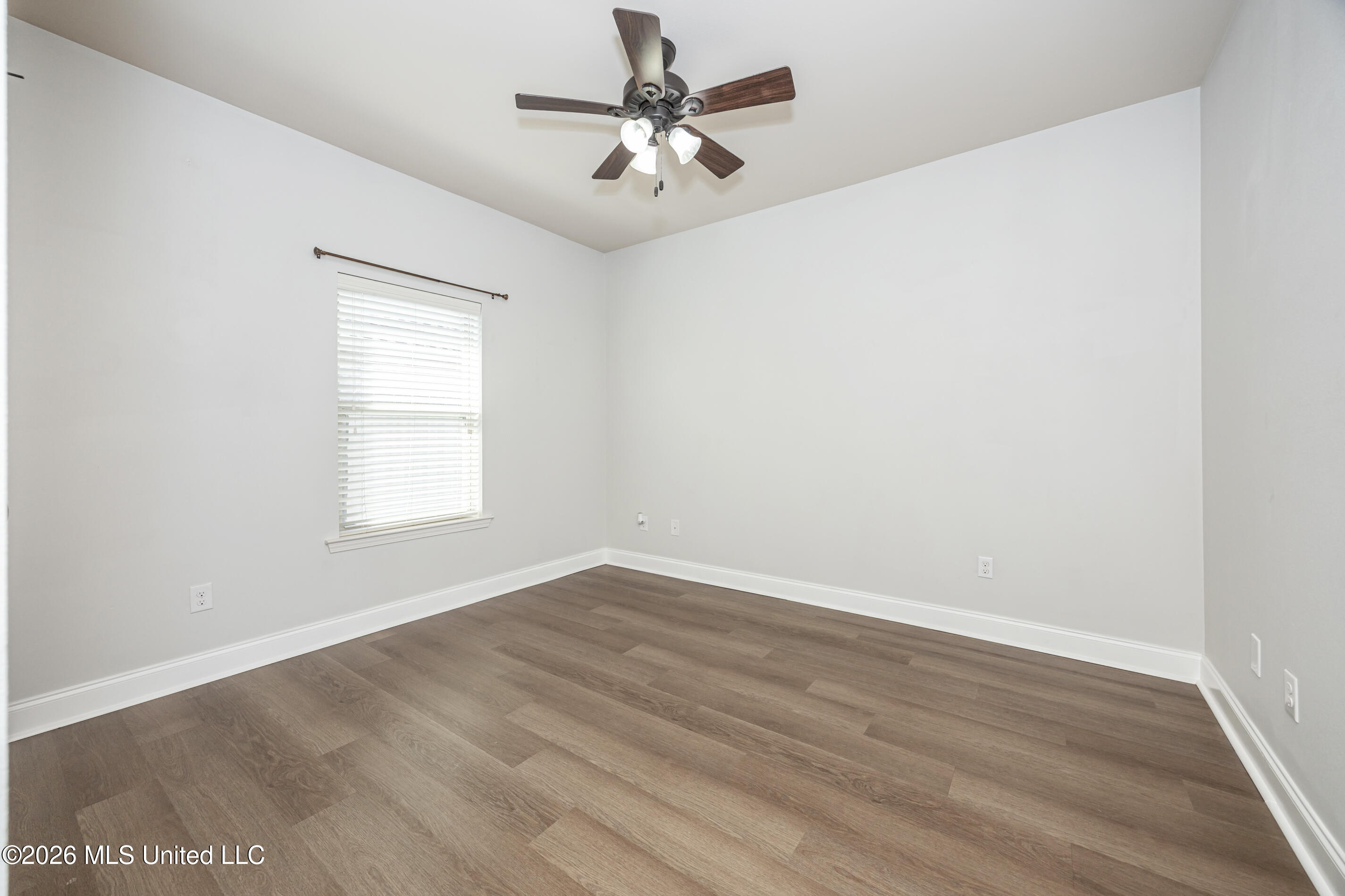 451 Palm Breeze Drive Property Photo 38