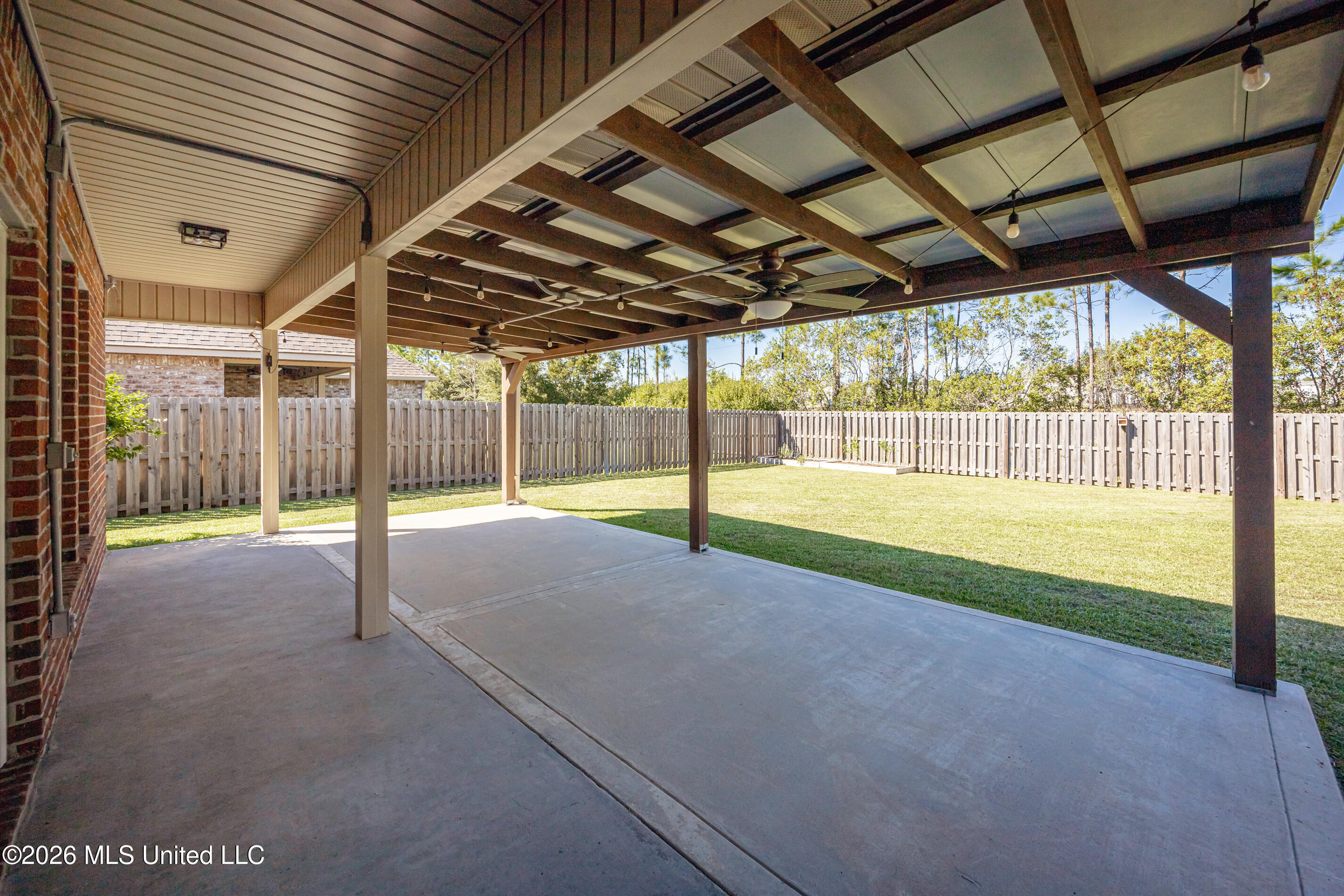 451 Palm Breeze Drive Property Photo 43
