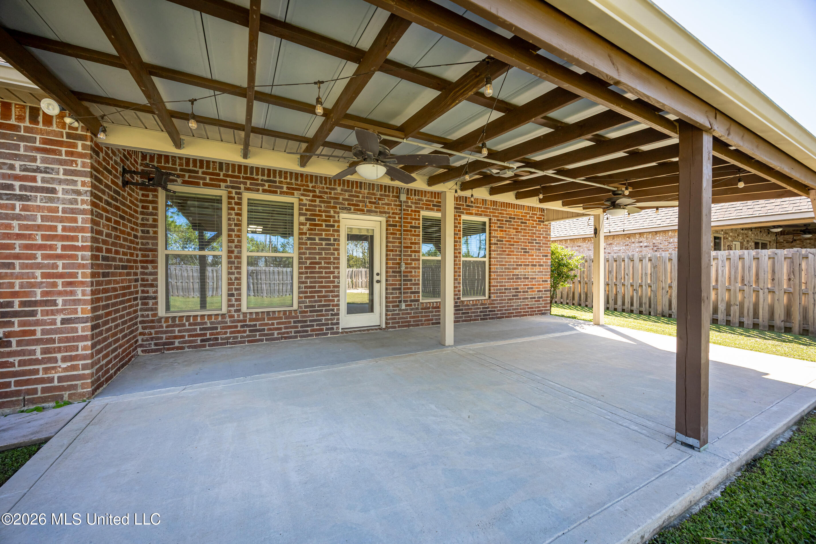 451 Palm Breeze Drive Property Photo 44