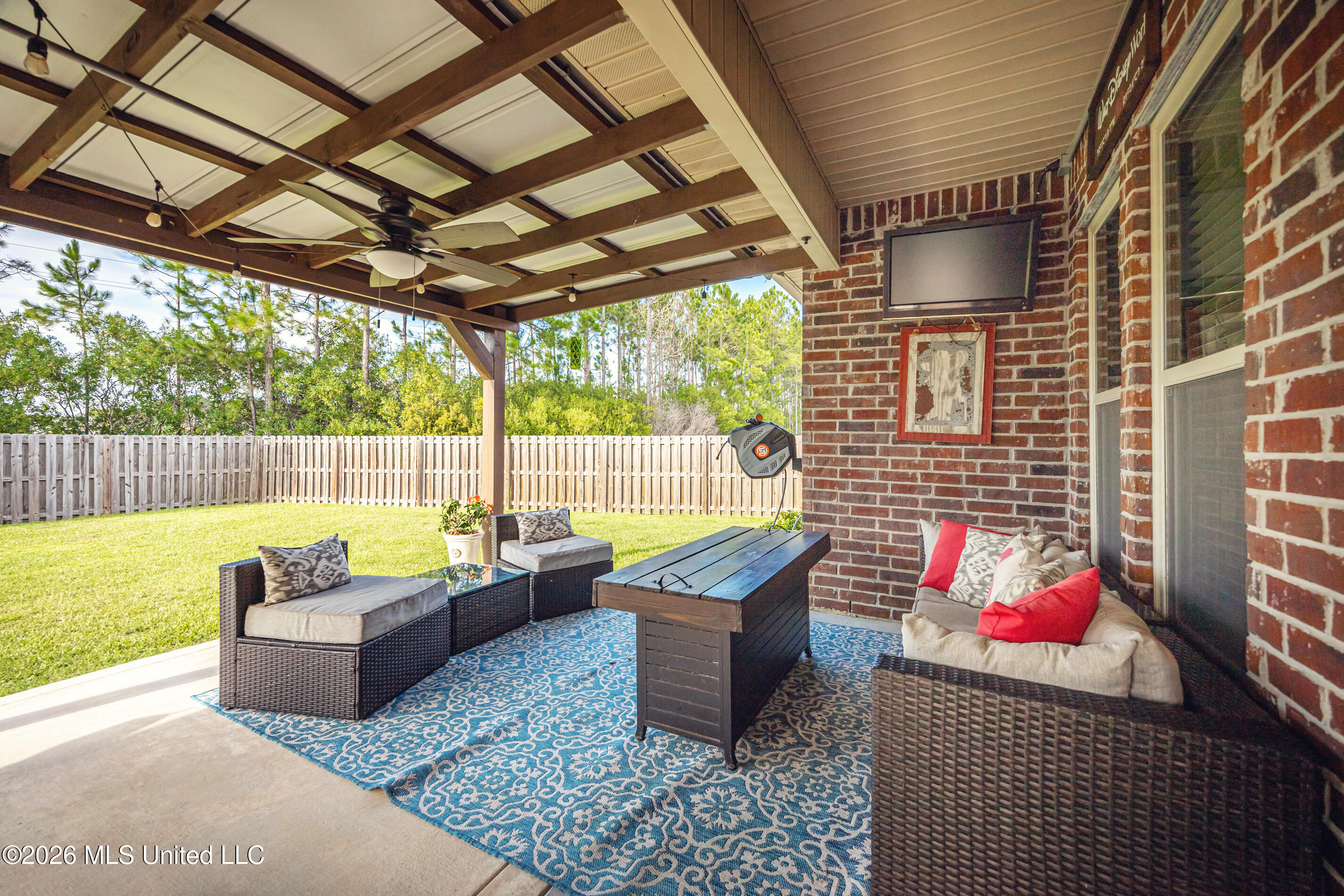 451 Palm Breeze Drive Property Photo 46