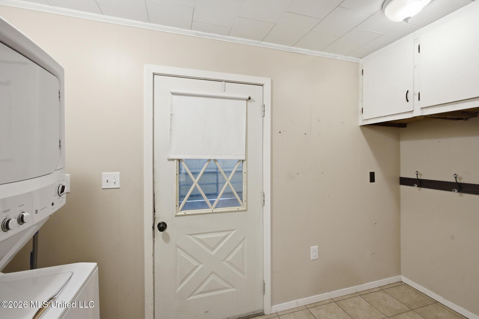 240 Applewhite Road Property Photo 14