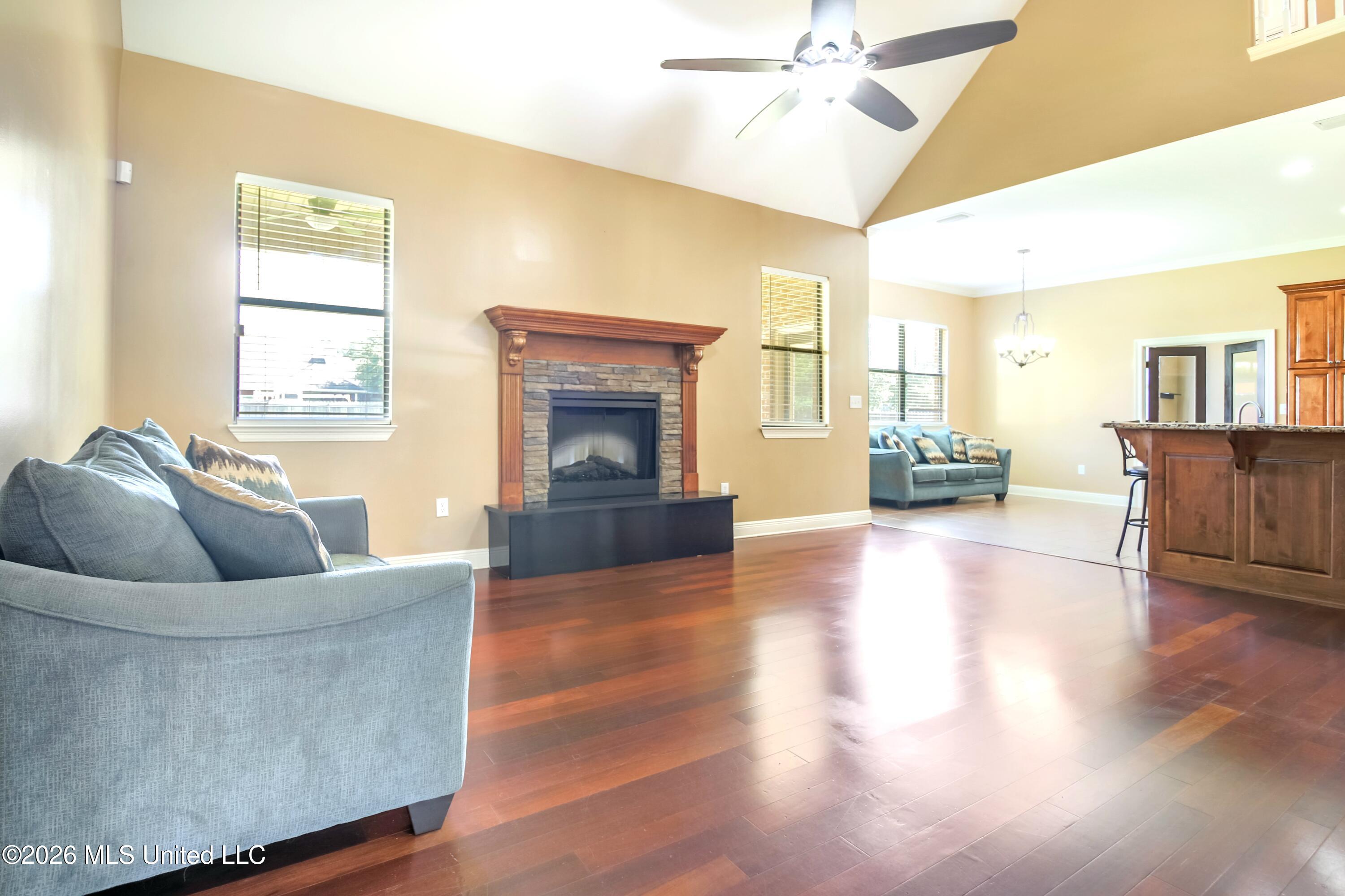 8308 Clamshell Avenue Property Photo 13