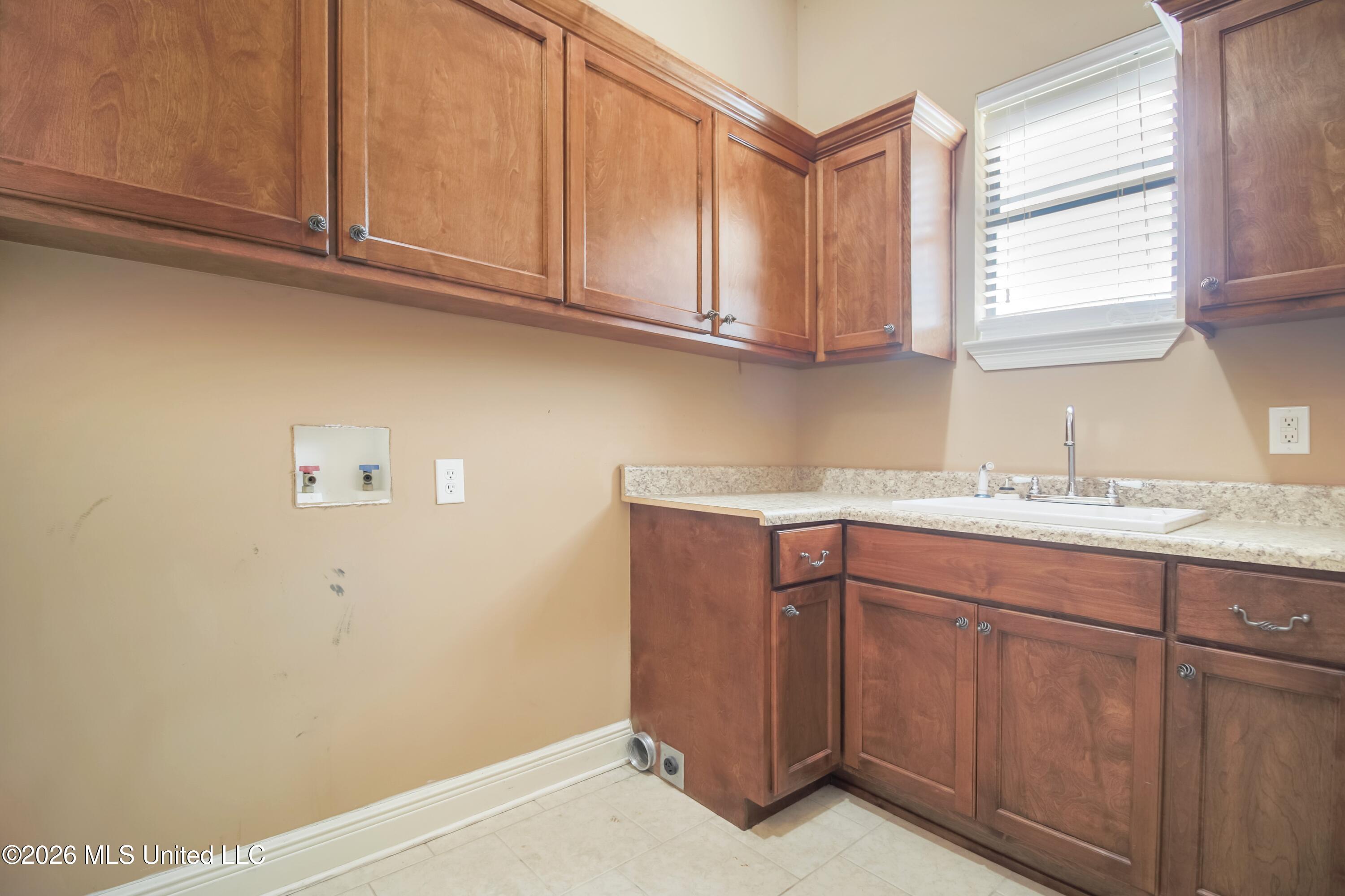 8308 Clamshell Avenue Property Photo 20