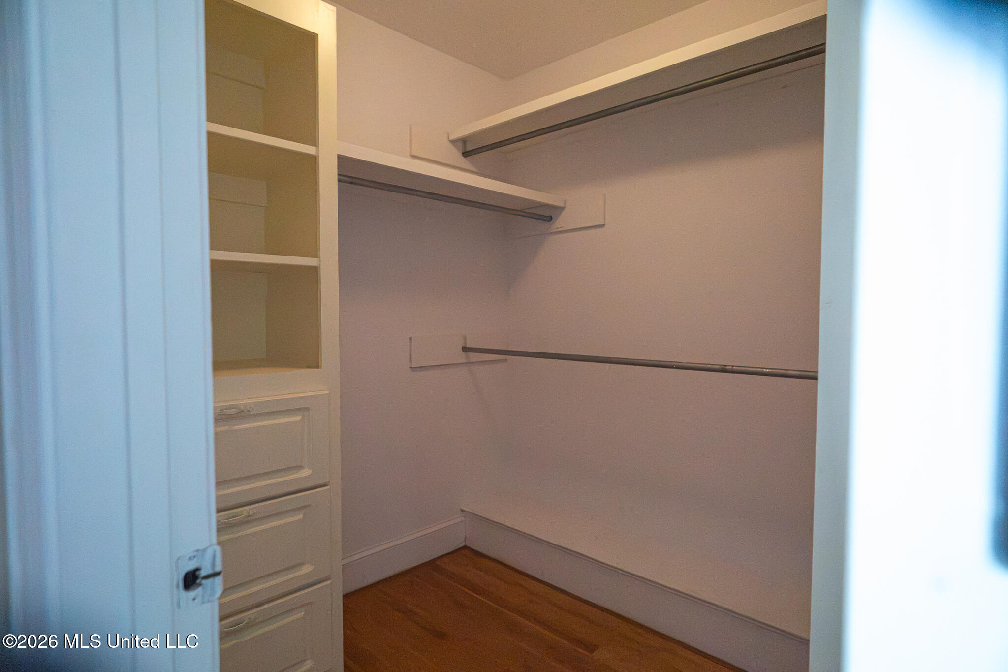 450 Fairfield Drive Property Photo 10