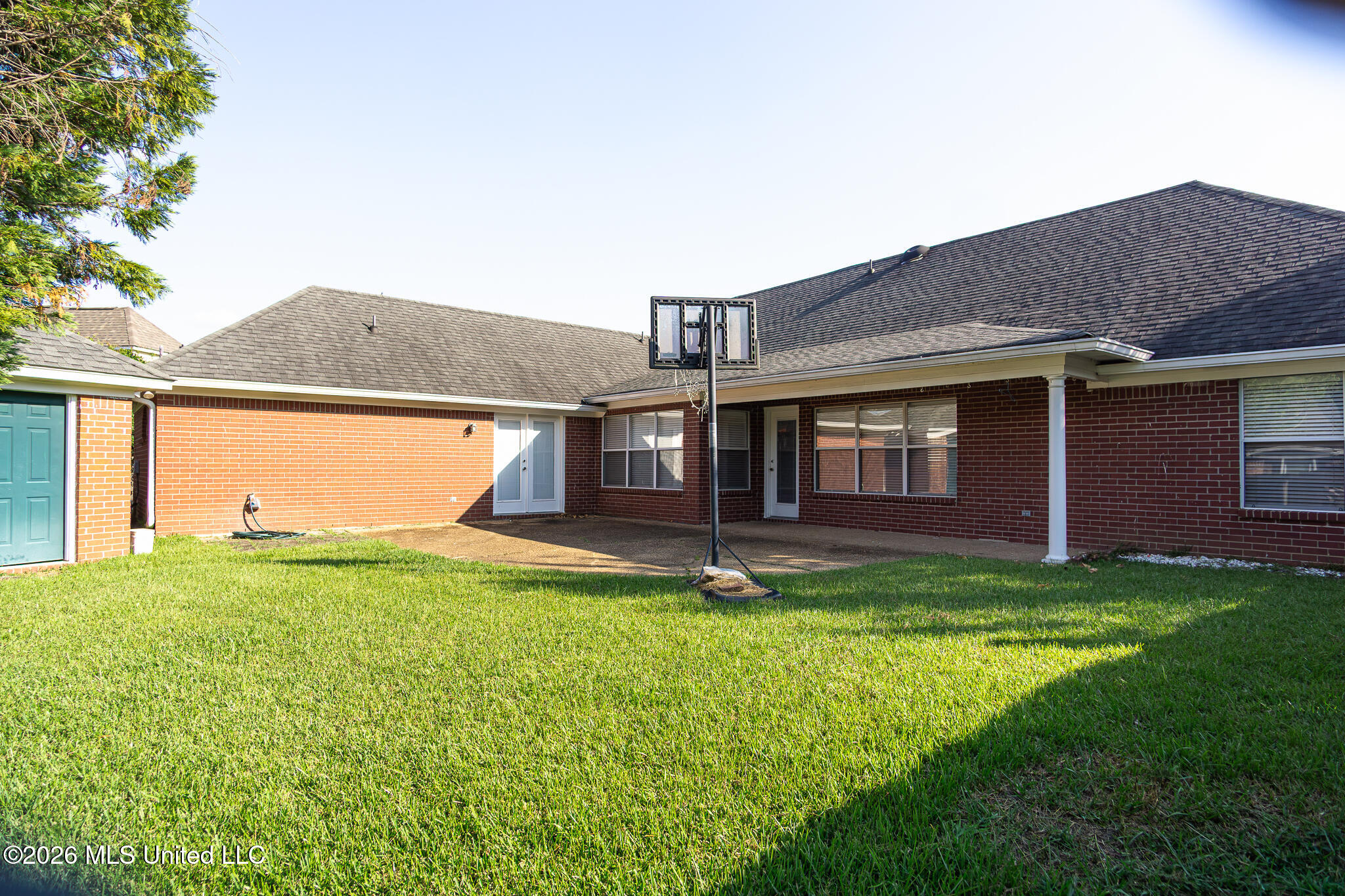 450 Fairfield Drive Property Photo 16
