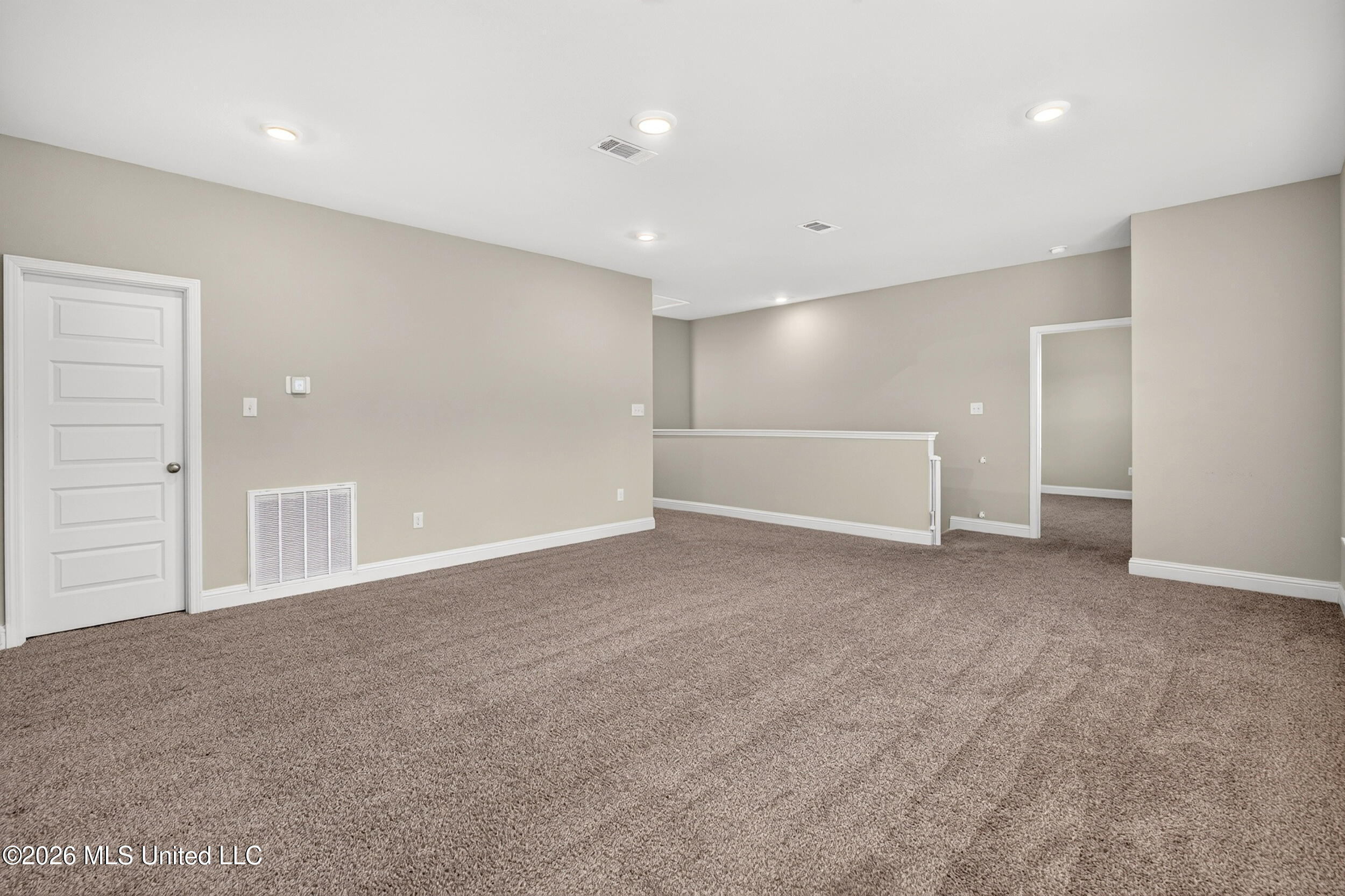 5070 Fairbury Way Property Photo 26