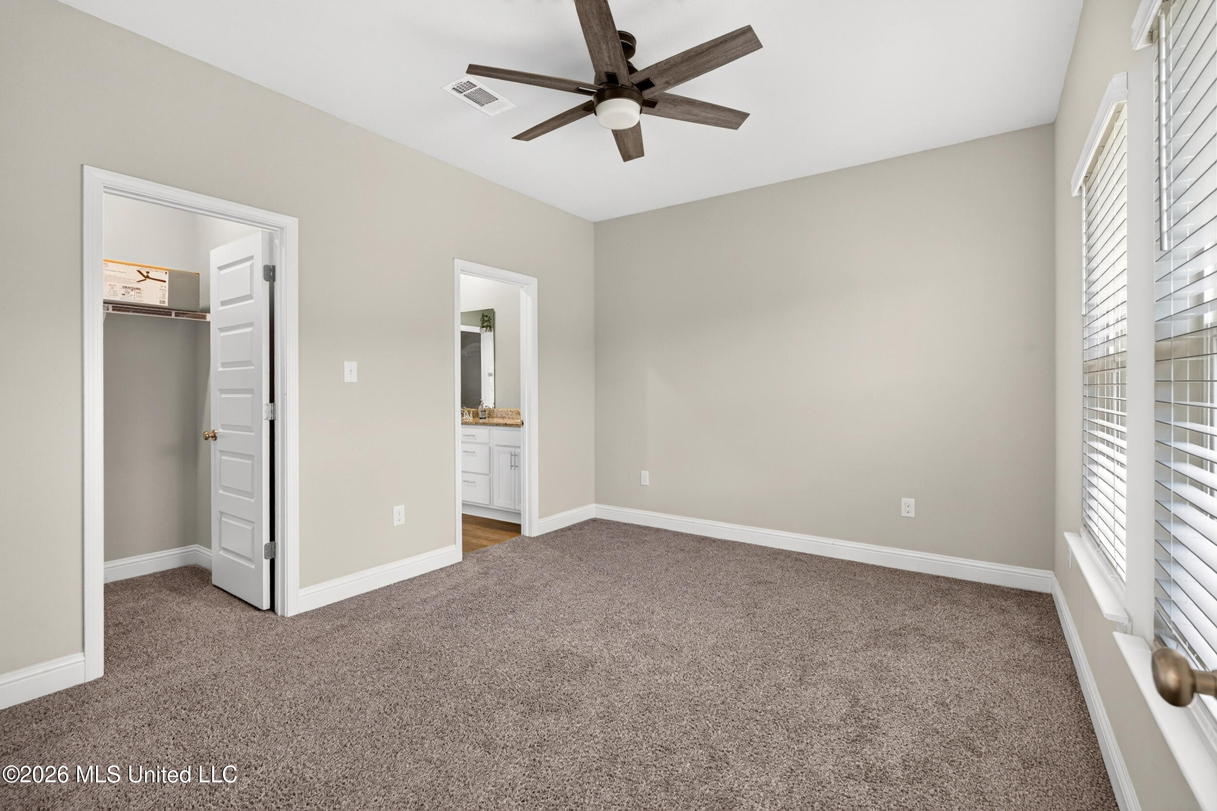 5070 Fairbury Way Property Photo 28