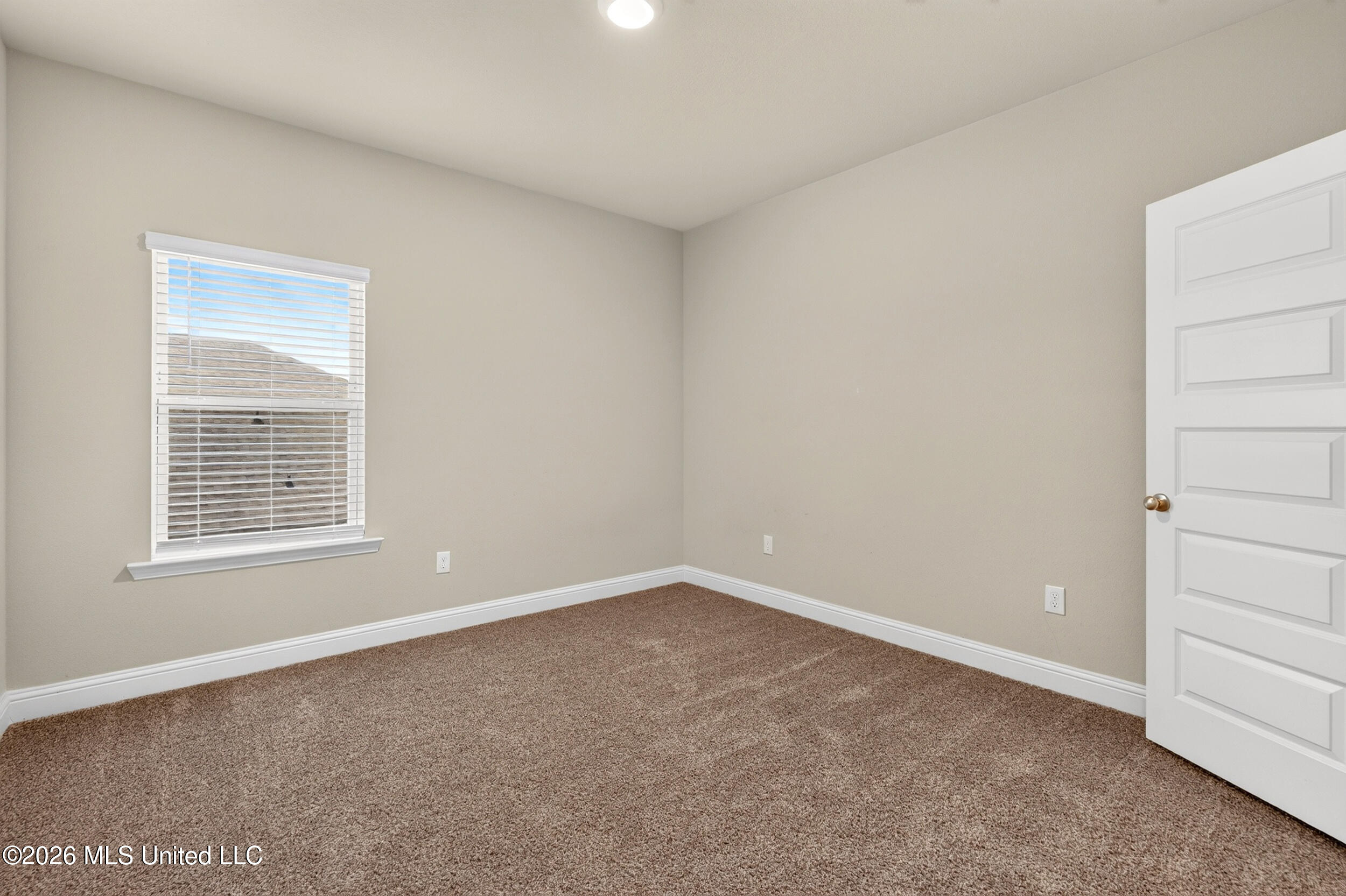 5070 Fairbury Way Property Photo 36