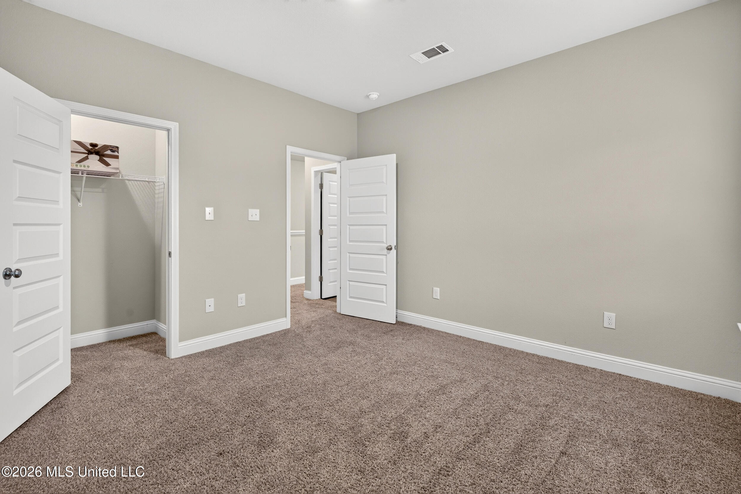 5070 Fairbury Way Property Photo 37