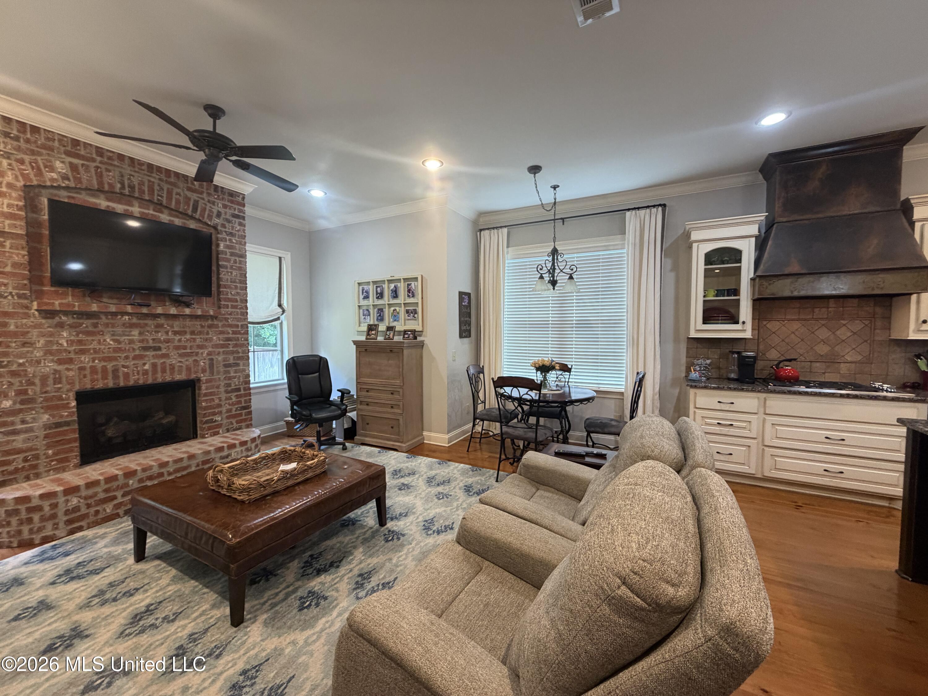 197 Cotton Wood Drive Property Photo 19