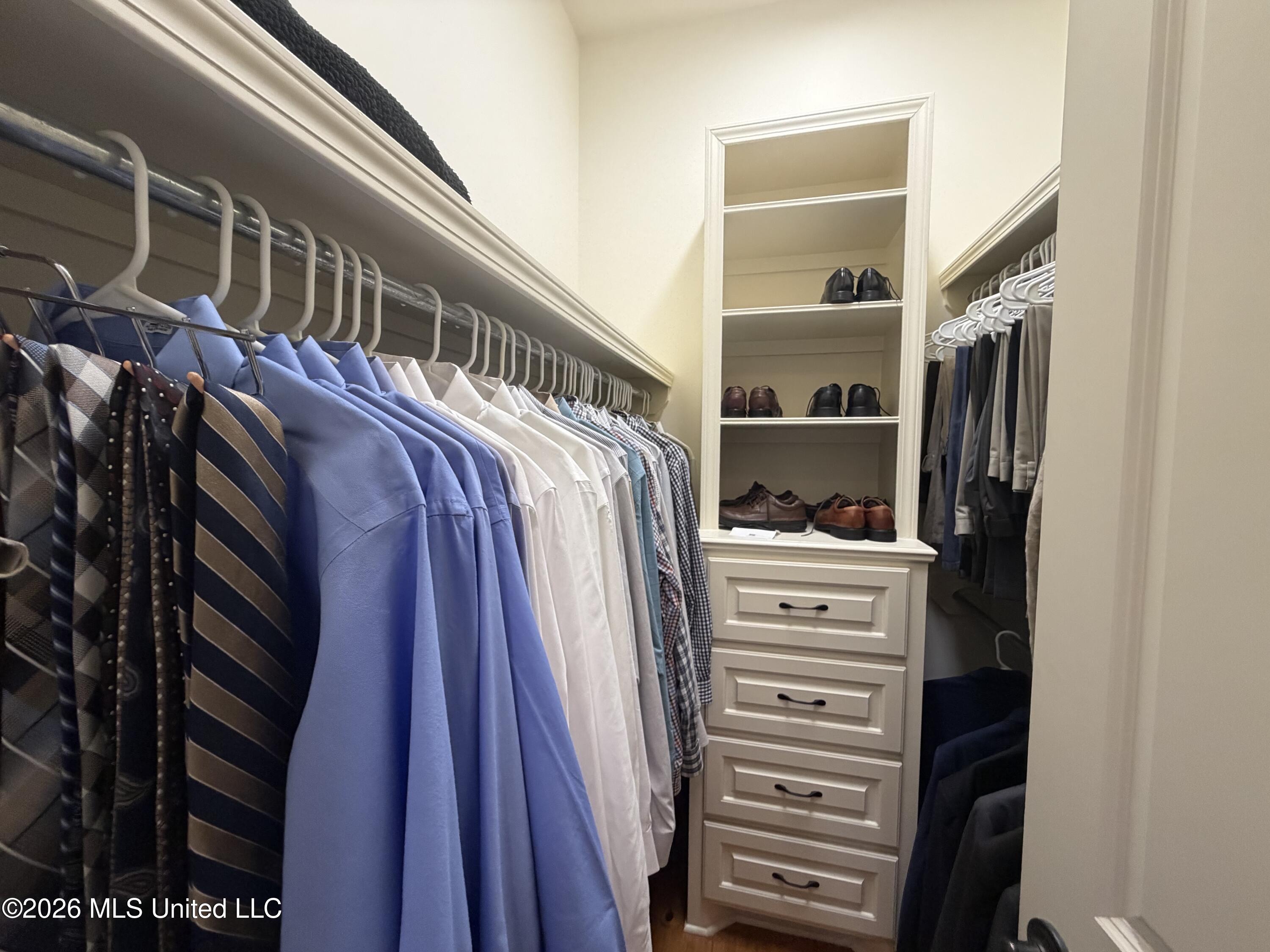 197 Cotton Wood Drive Property Photo 25