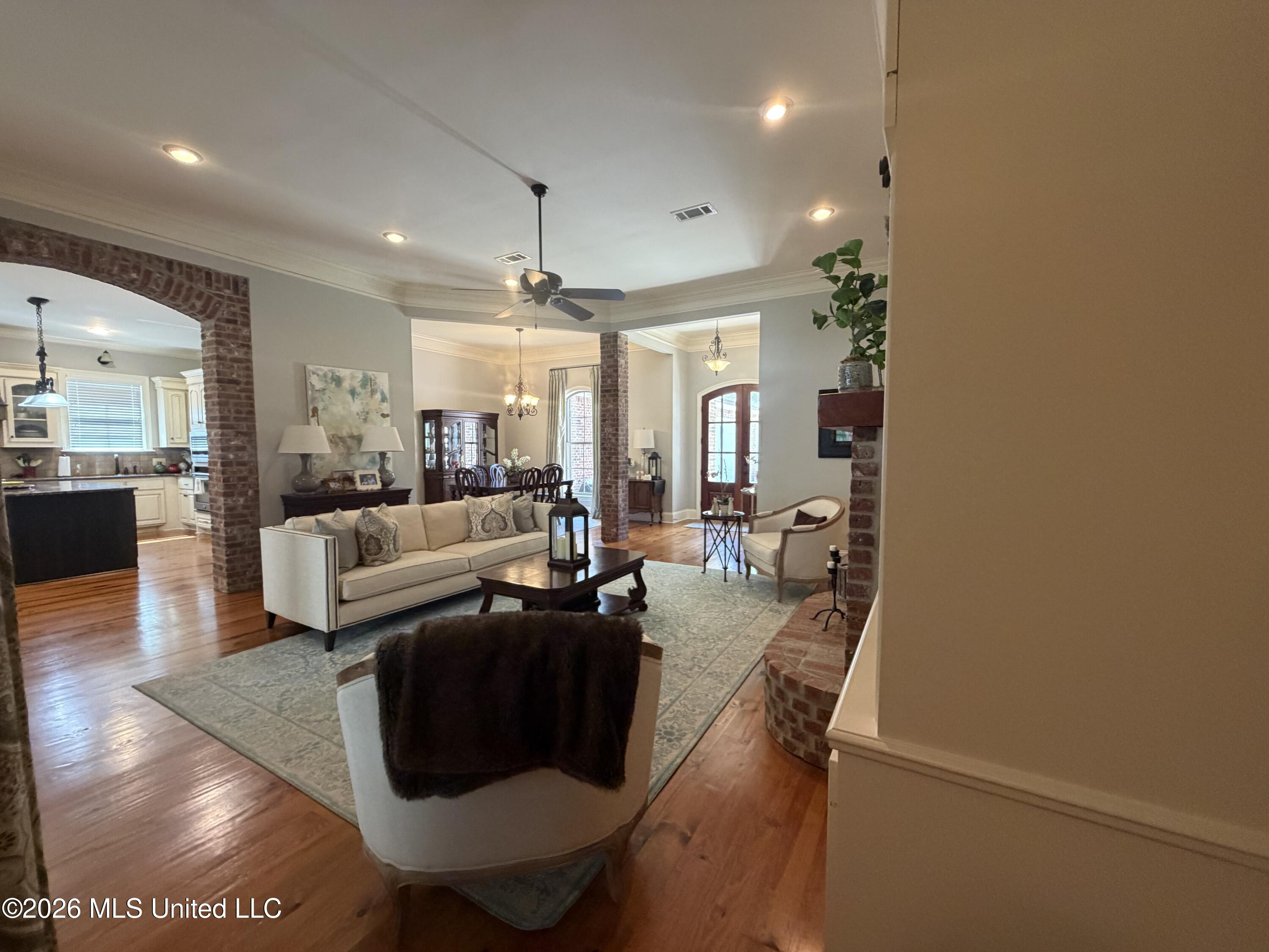197 Cotton Wood Drive Property Photo 33