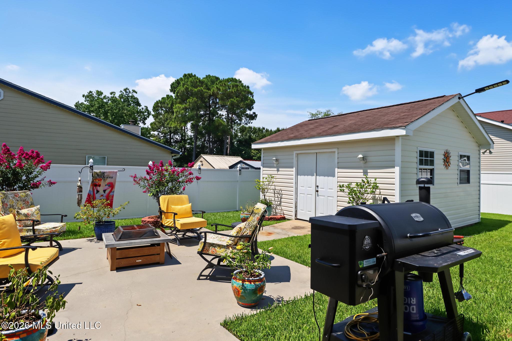 915 Wildwood Lane Property Photo 33